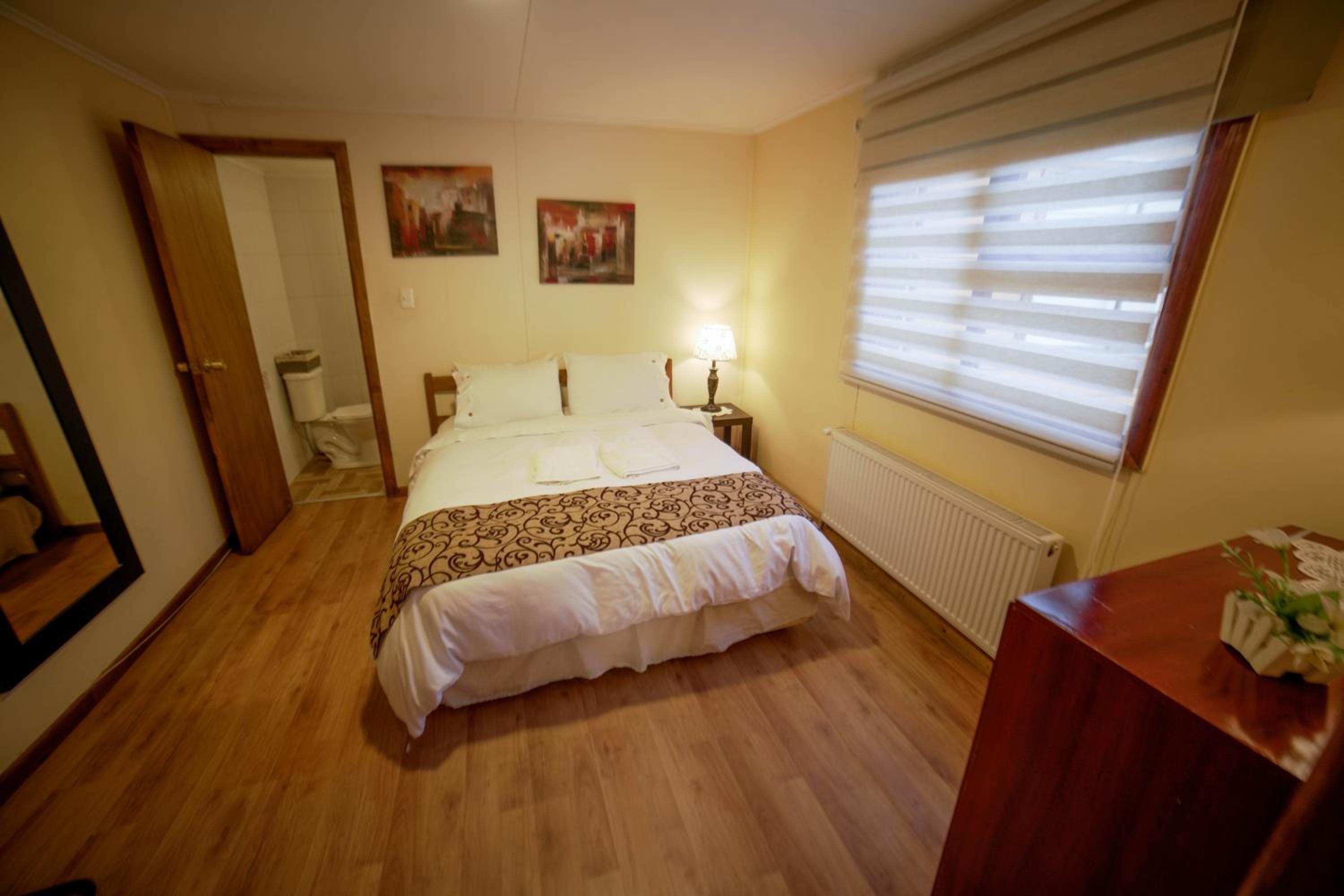 Three-Bedroom Apartment photo 2