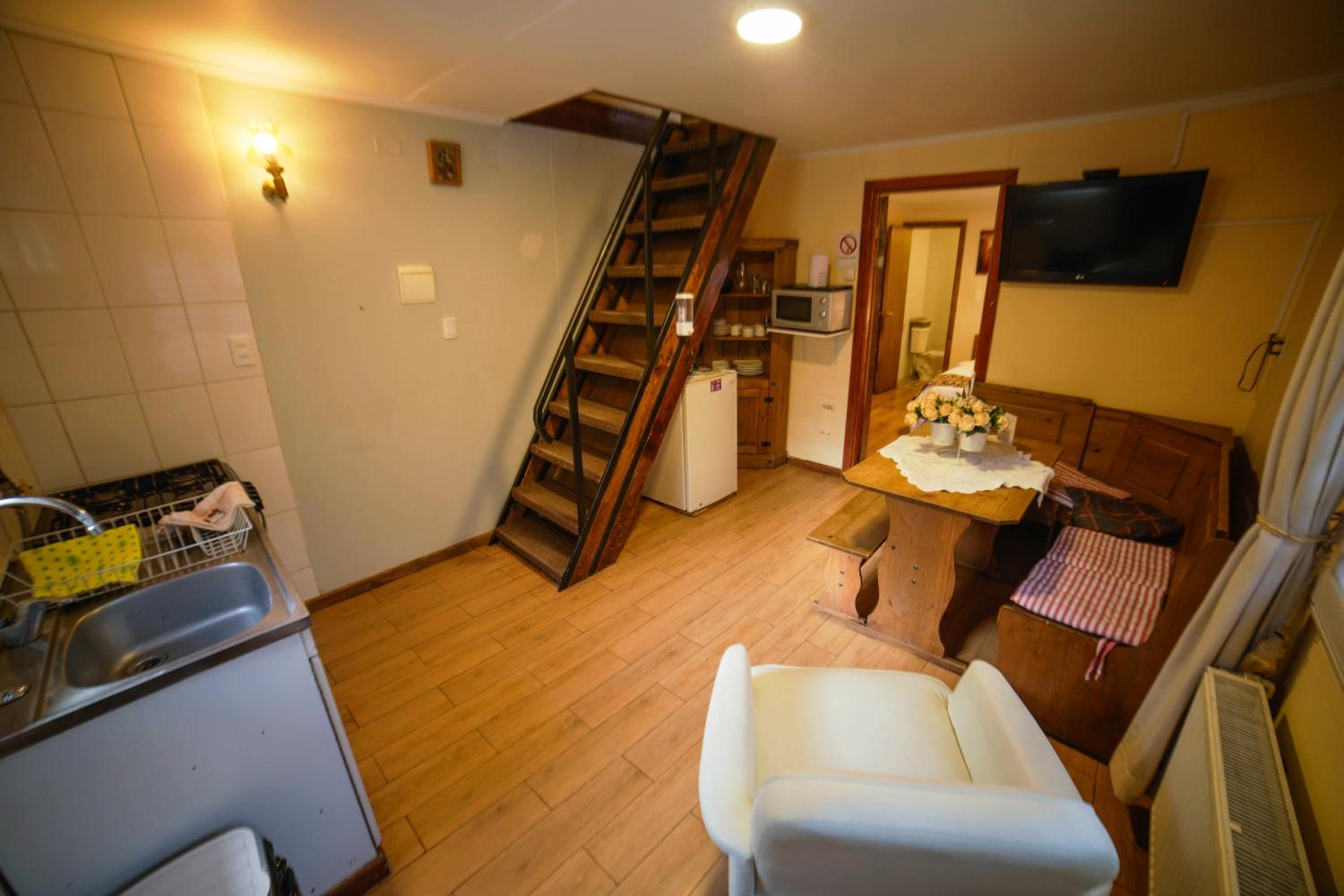 Three-Bedroom Apartment photo 1