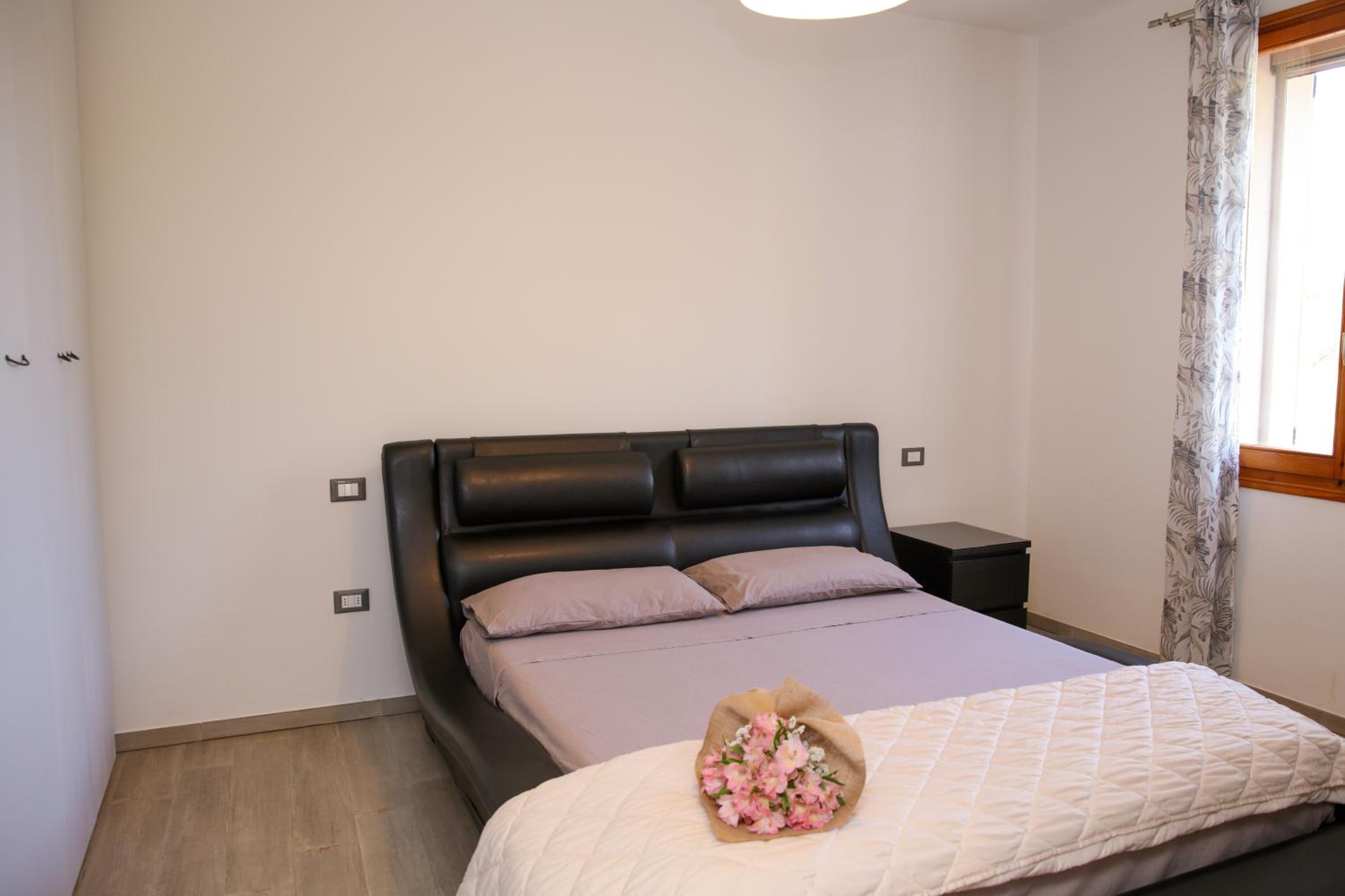 Quadruple Room with Private Bathroom photo 2