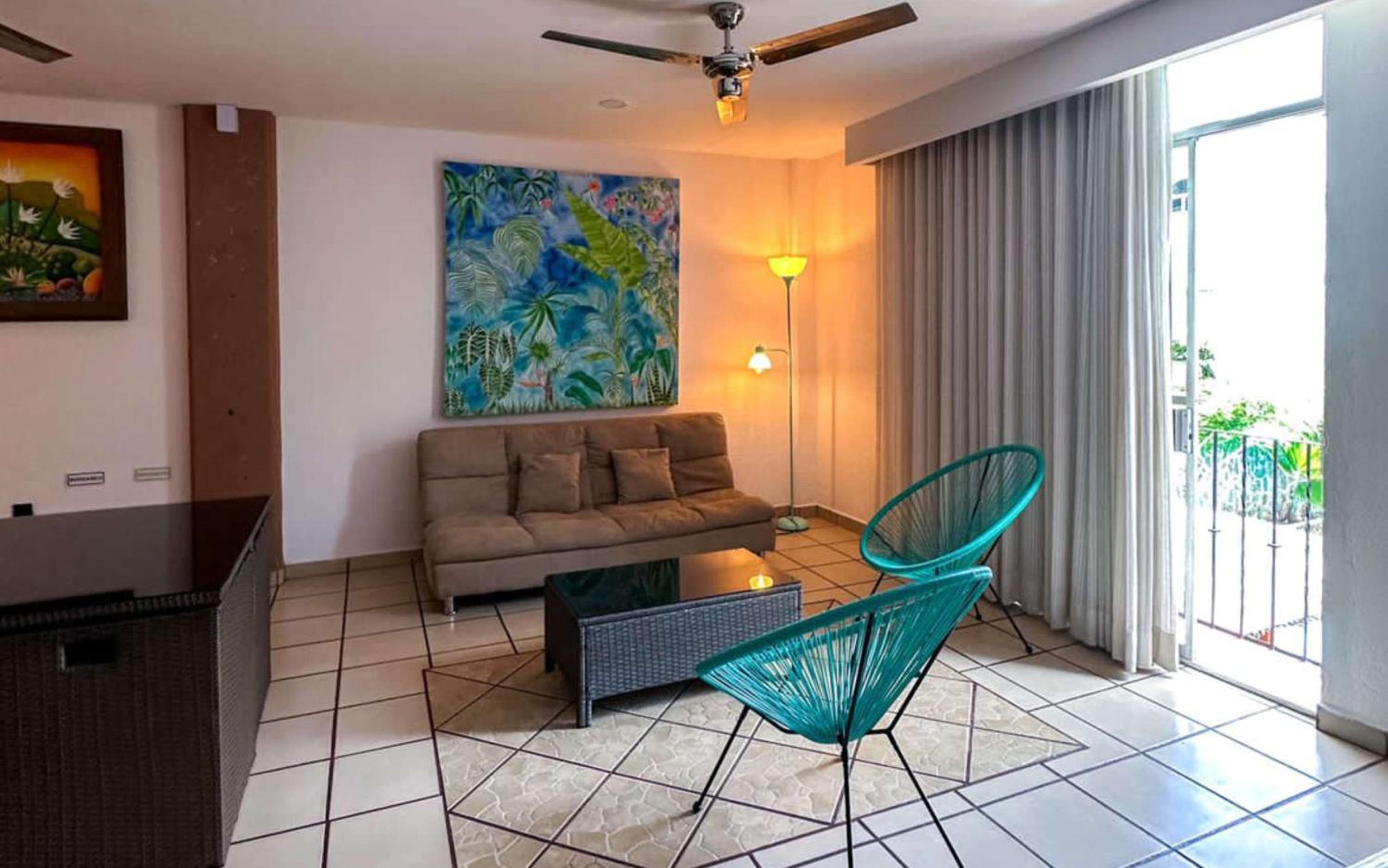 One-Bedroom King Suite with Two Double Beds and Sofa Bed - Kitchenette/Non-Smoking - Photo 6