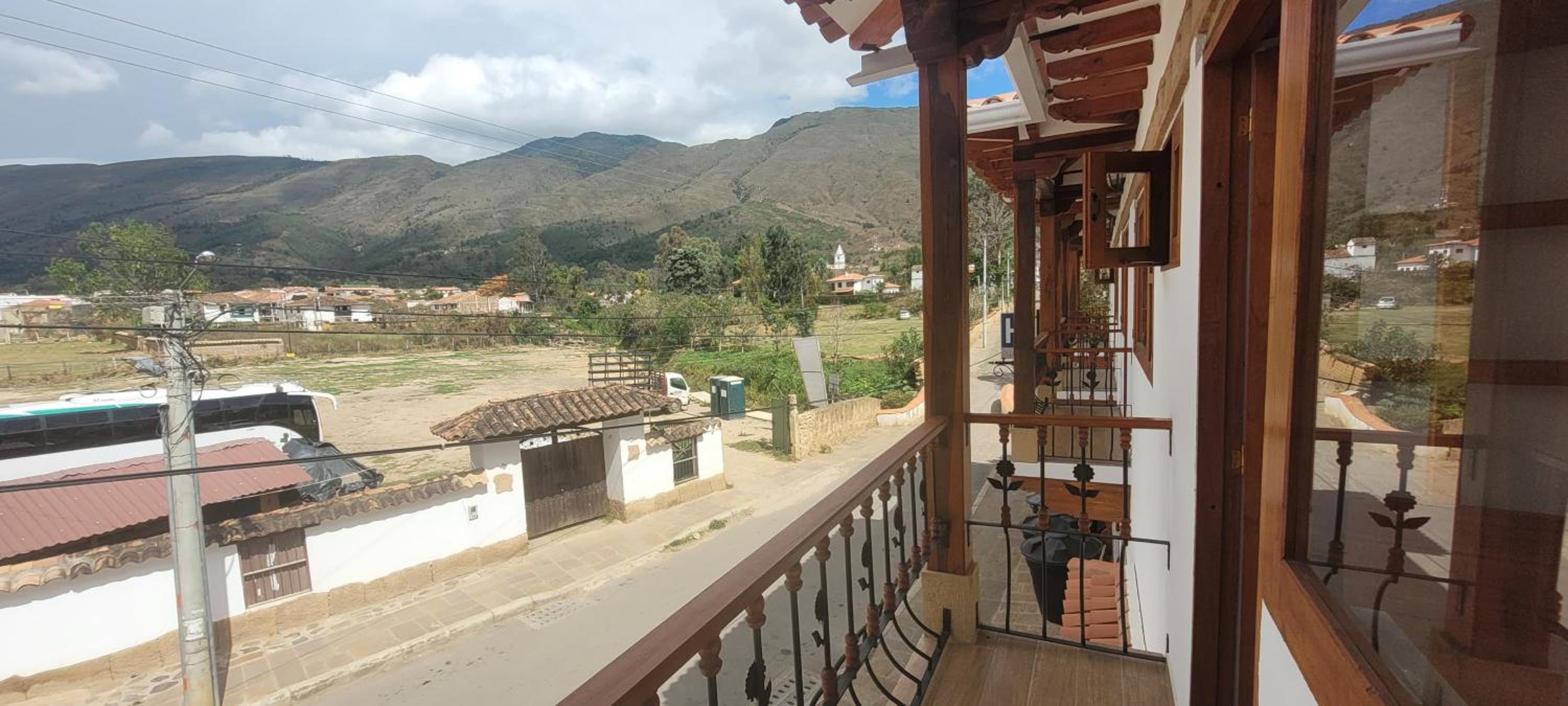 Deluxe Double Room with Balcony photo 3