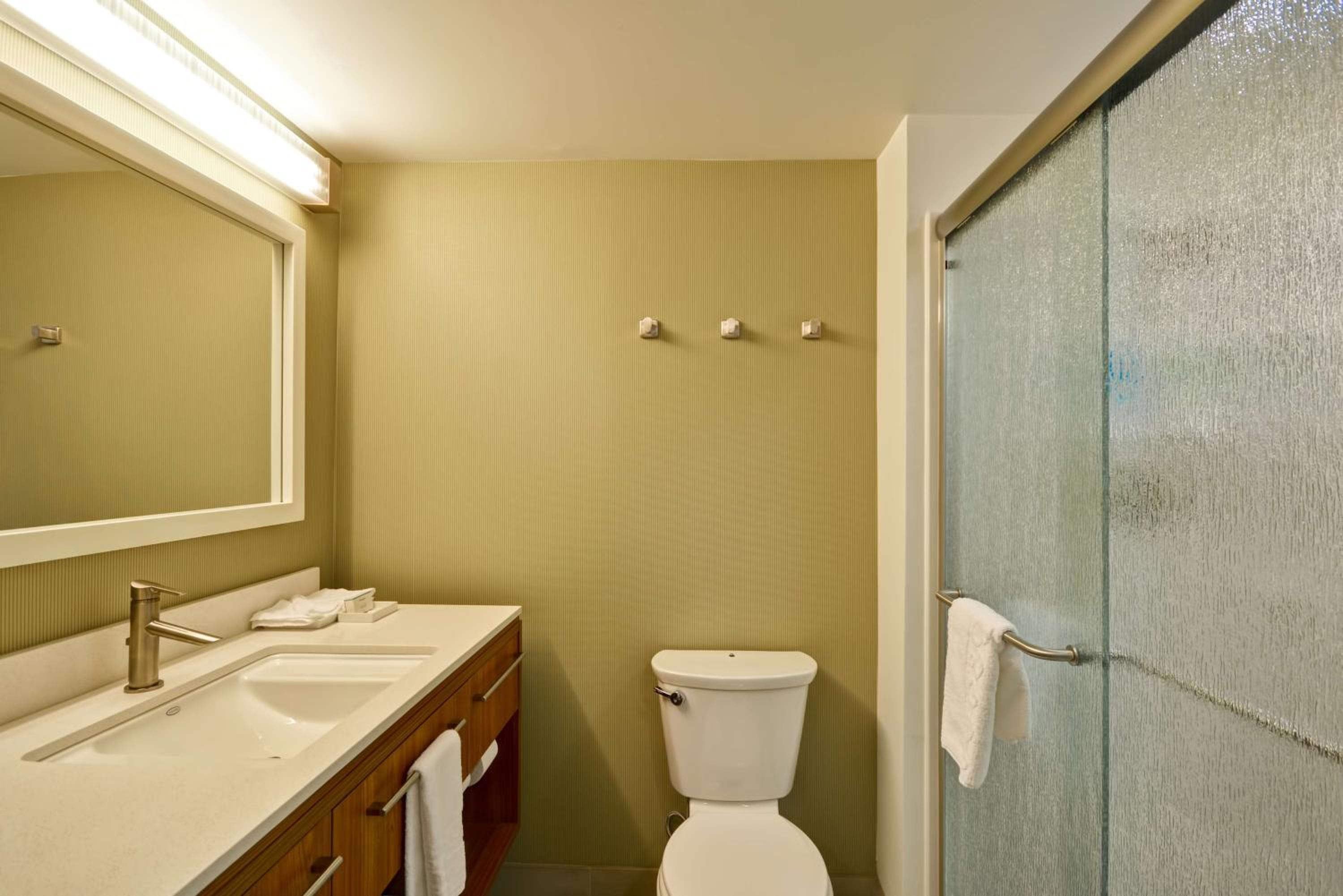 Studio Suite with Two Queen Beds - Hearing Access/Non-Smoking photo 2