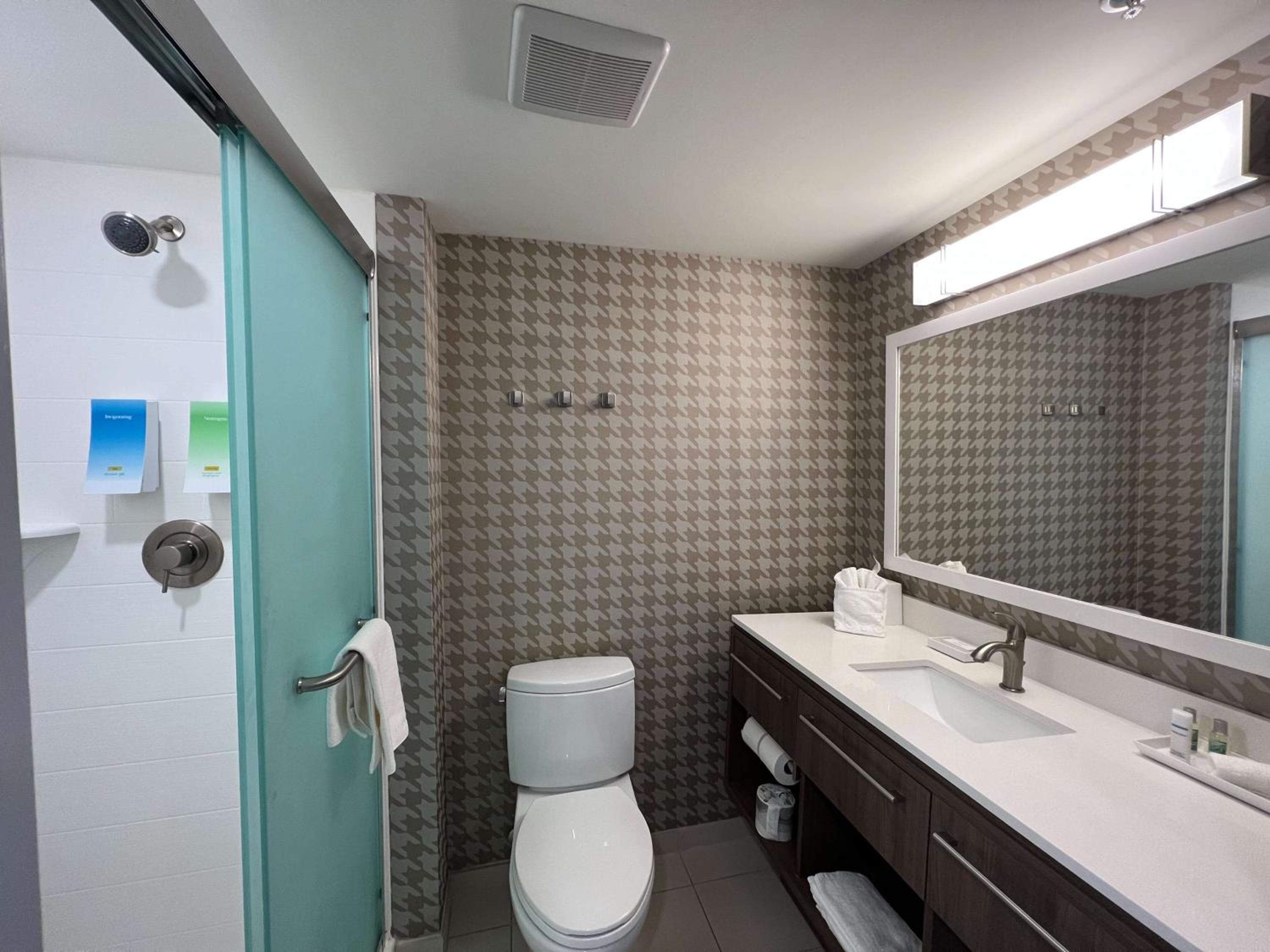 King Studio Suite - Non-Smoking - Photo 4
