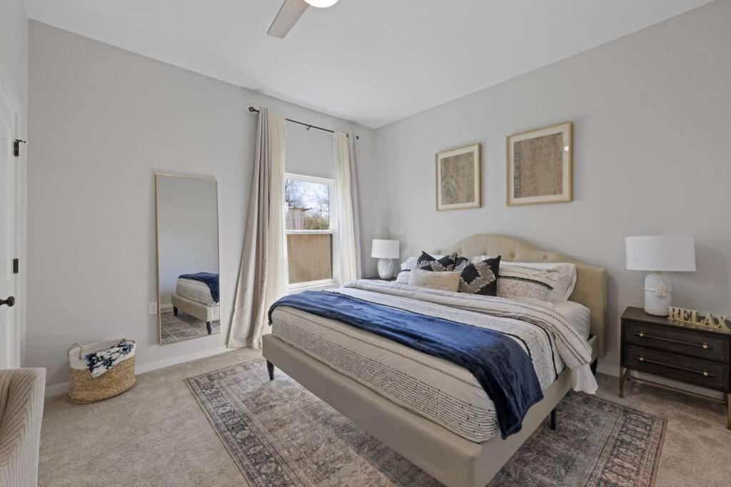 Four-Bedroom House photo 1