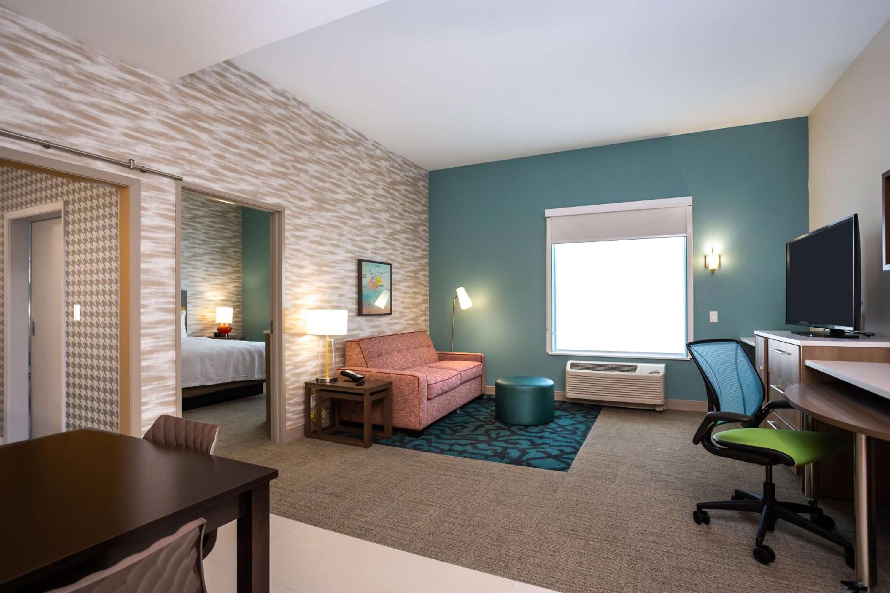 One-Bedroom King Suite - Non-Smoking - Photo 1