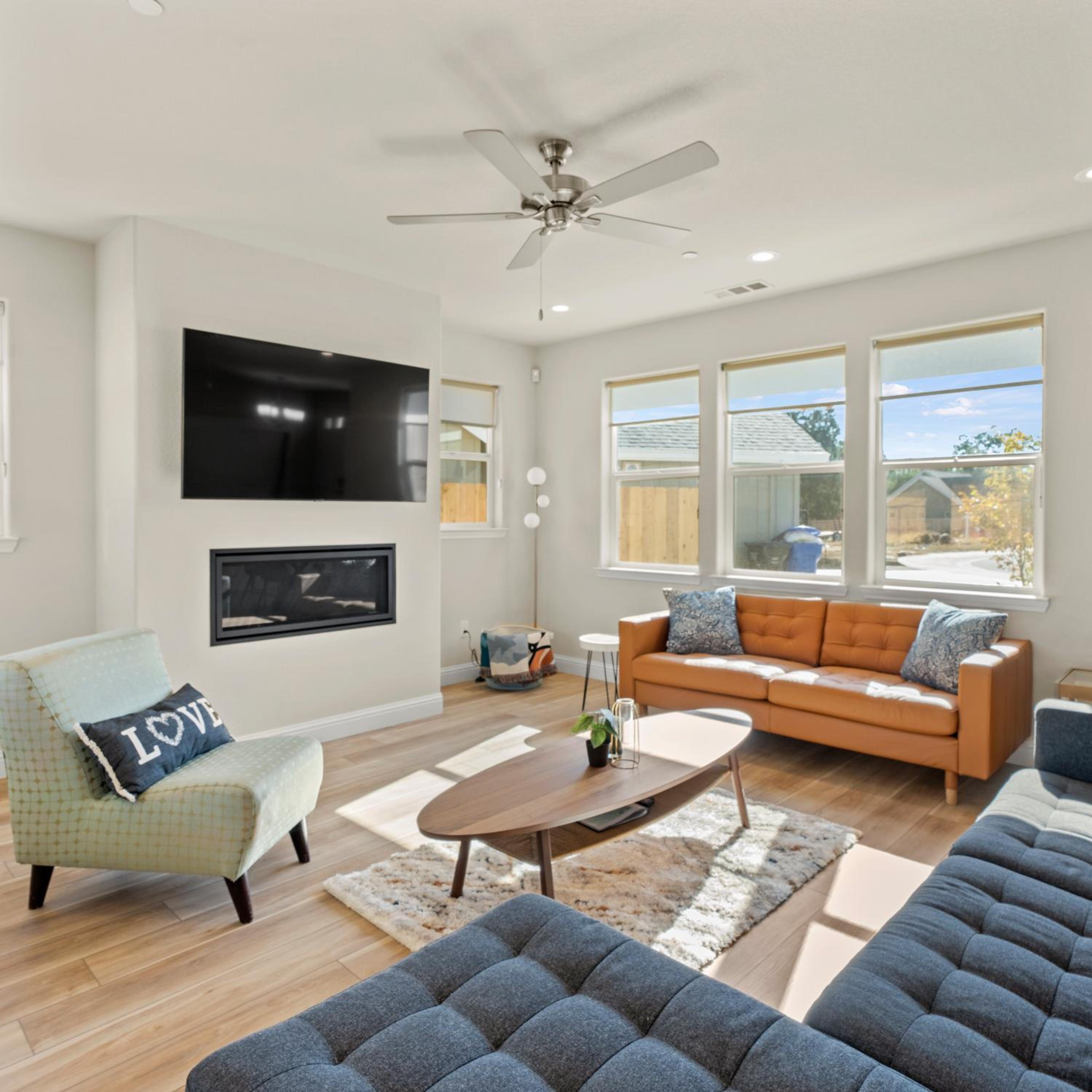 Three-Bedroom House photo 1