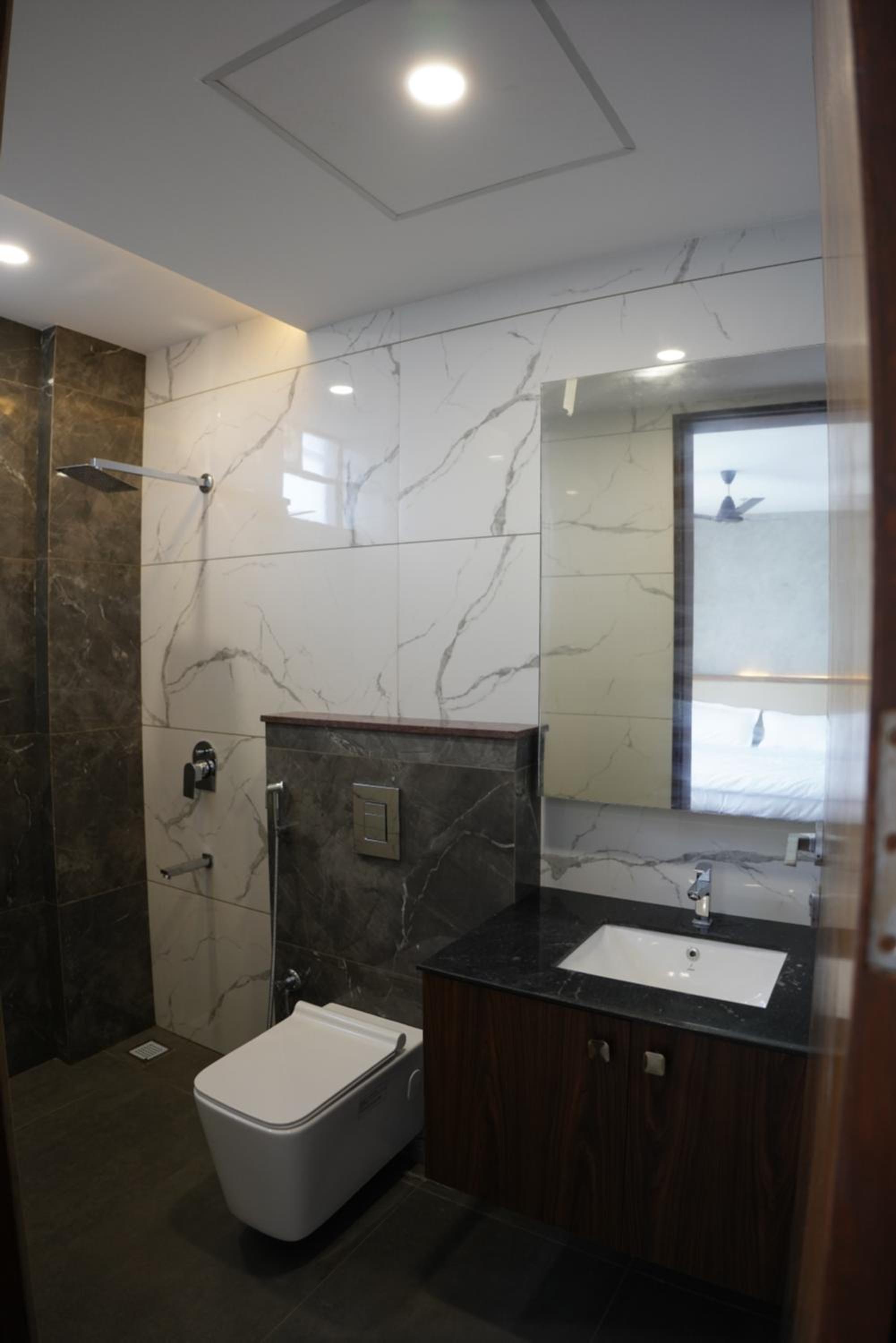 Deluxe Double Room (2 Adults + 1 Child) photo 2