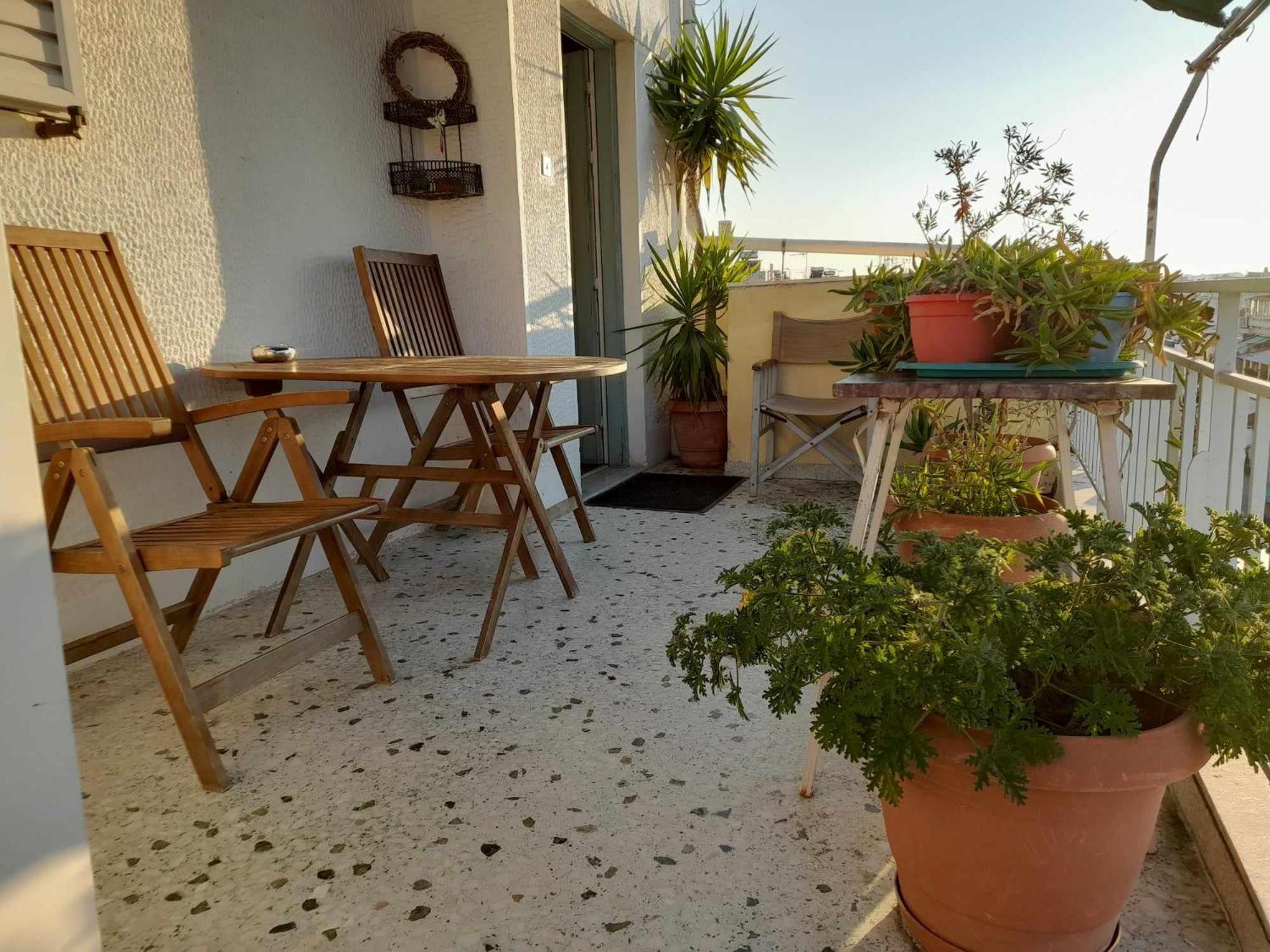 Apartment - Photo 2