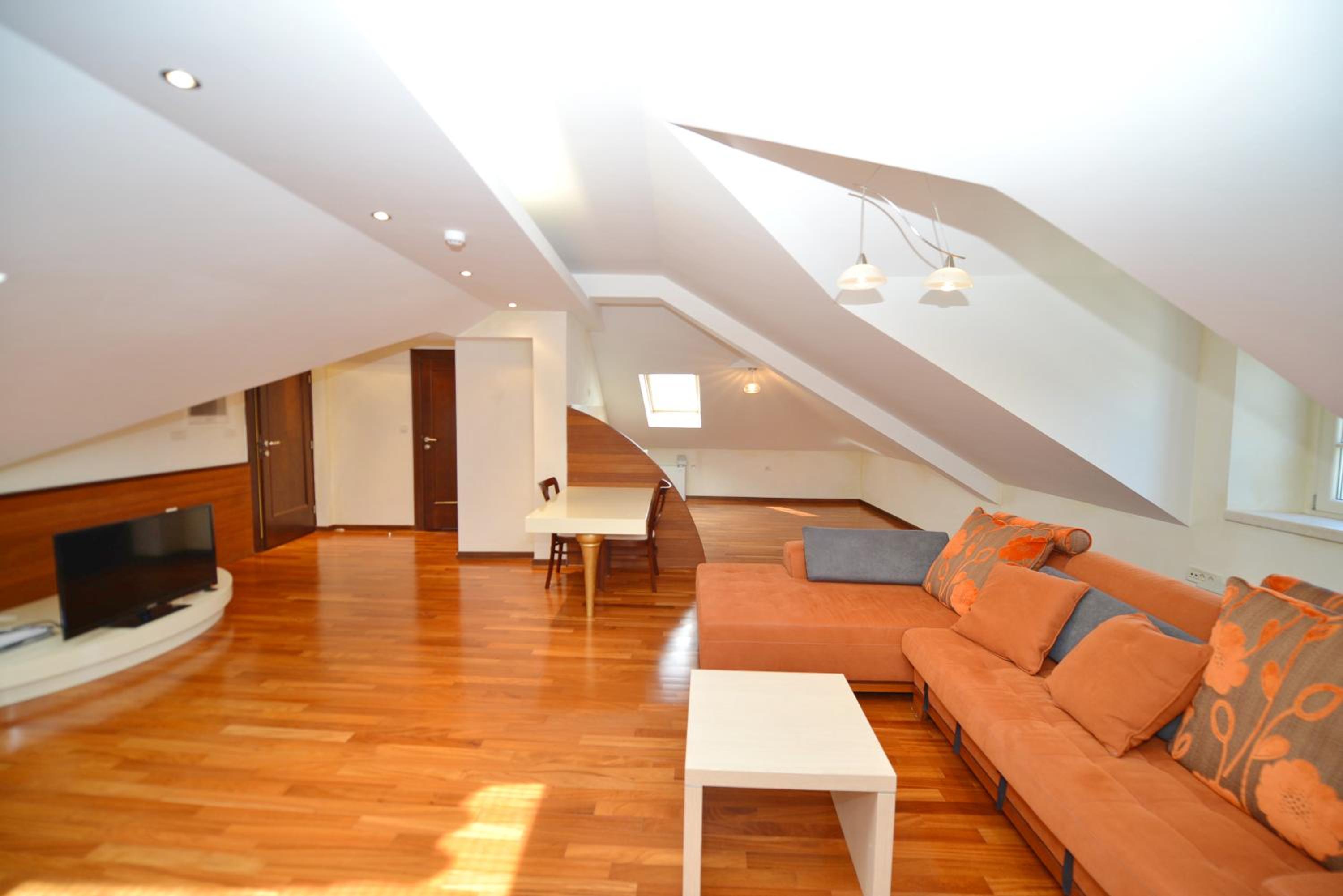 Deluxe Apartment With Sea View