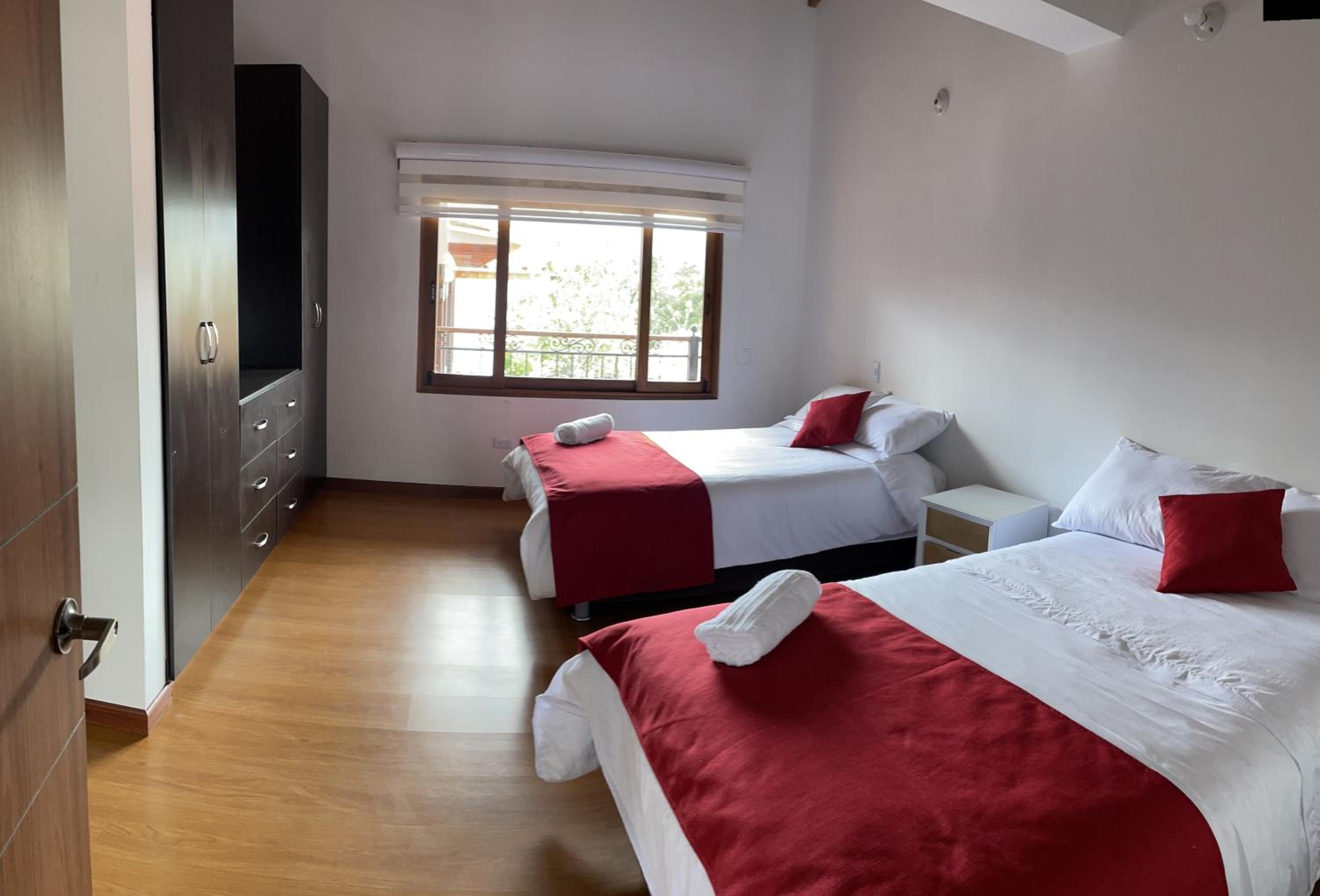 Apartment with Balcony photo 2
