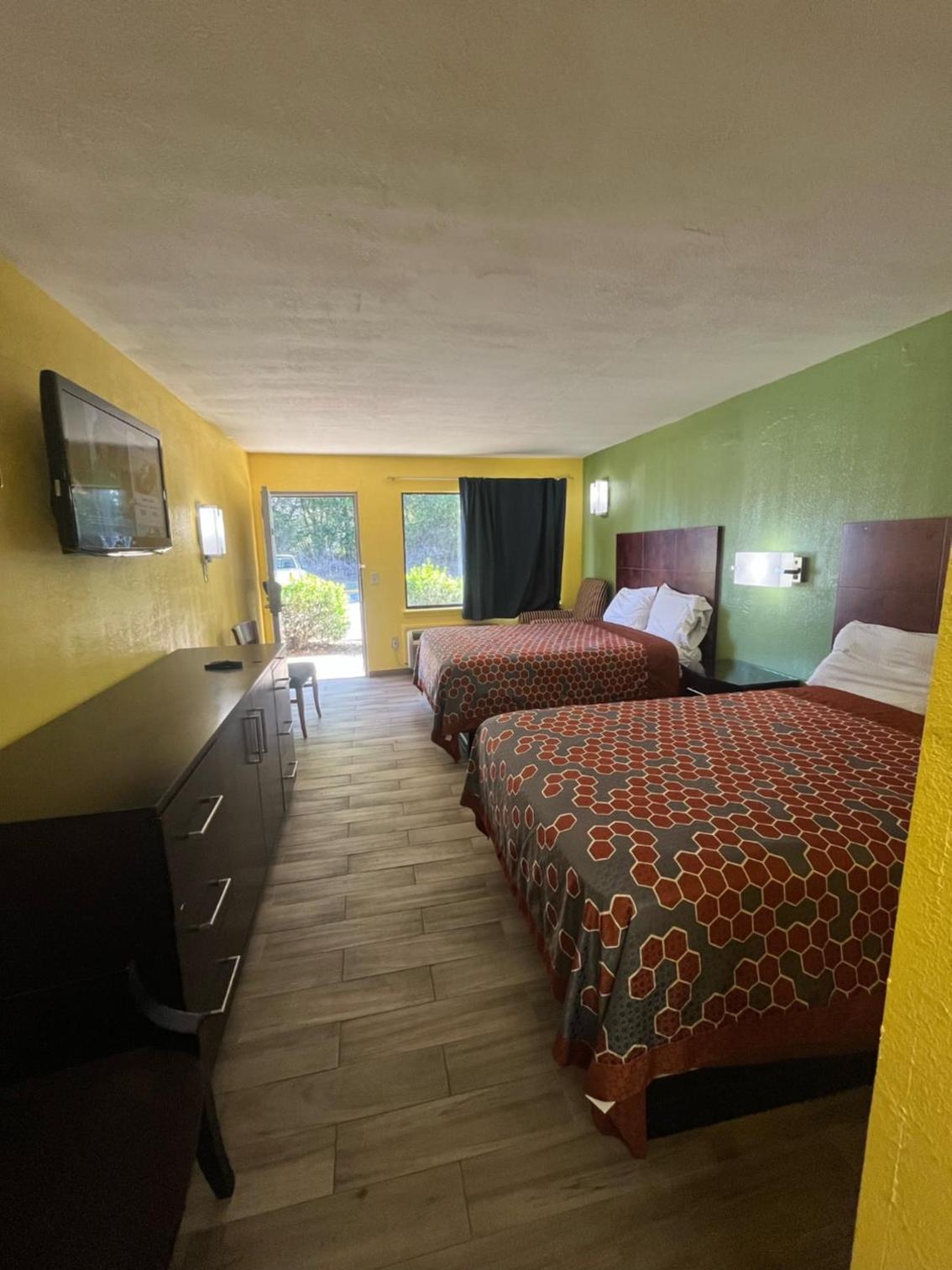 Standard Double Room - Photo 1