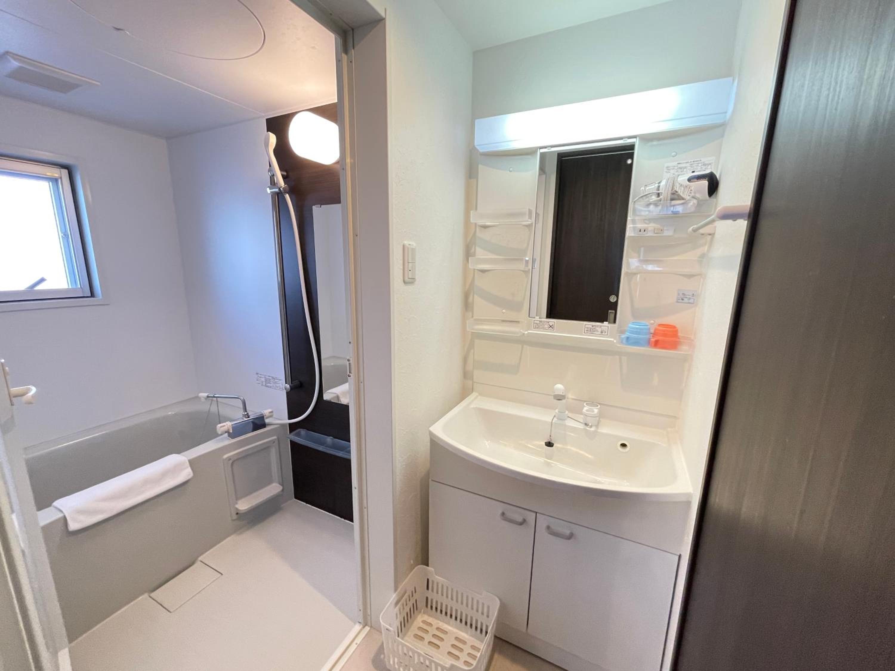 Double Room - Photo 5