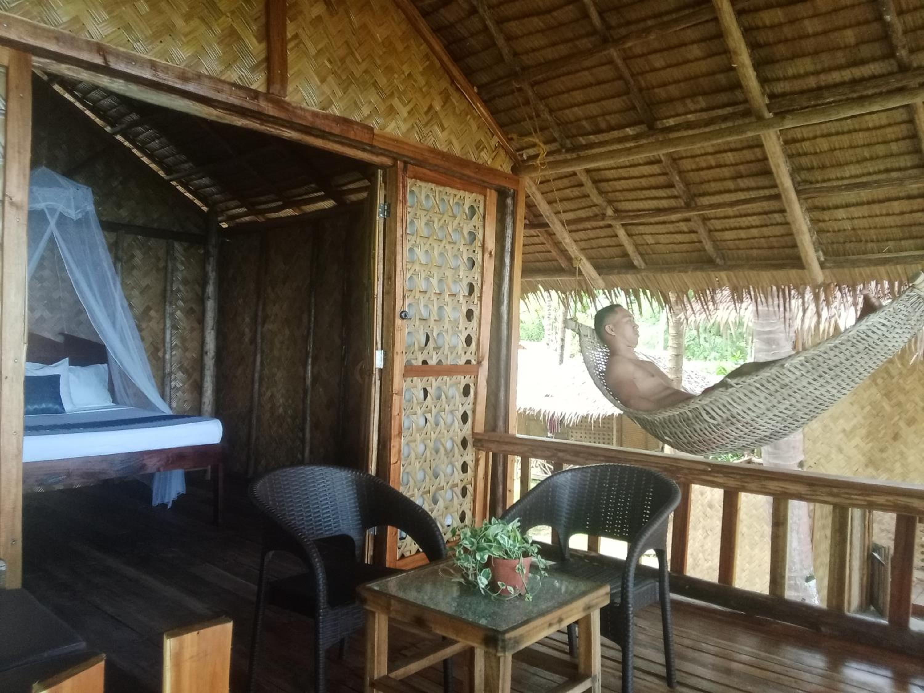 Bungalow - Beach Front - Photo 2