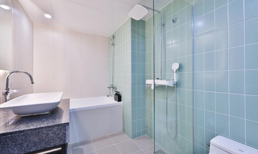 Standard Double Room - Photo 2