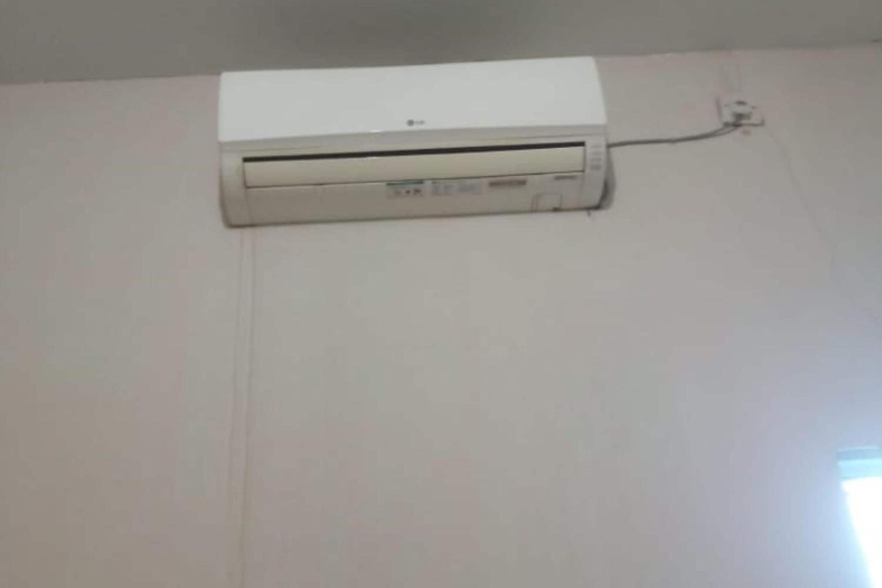 Standard Double Room - Photo 10