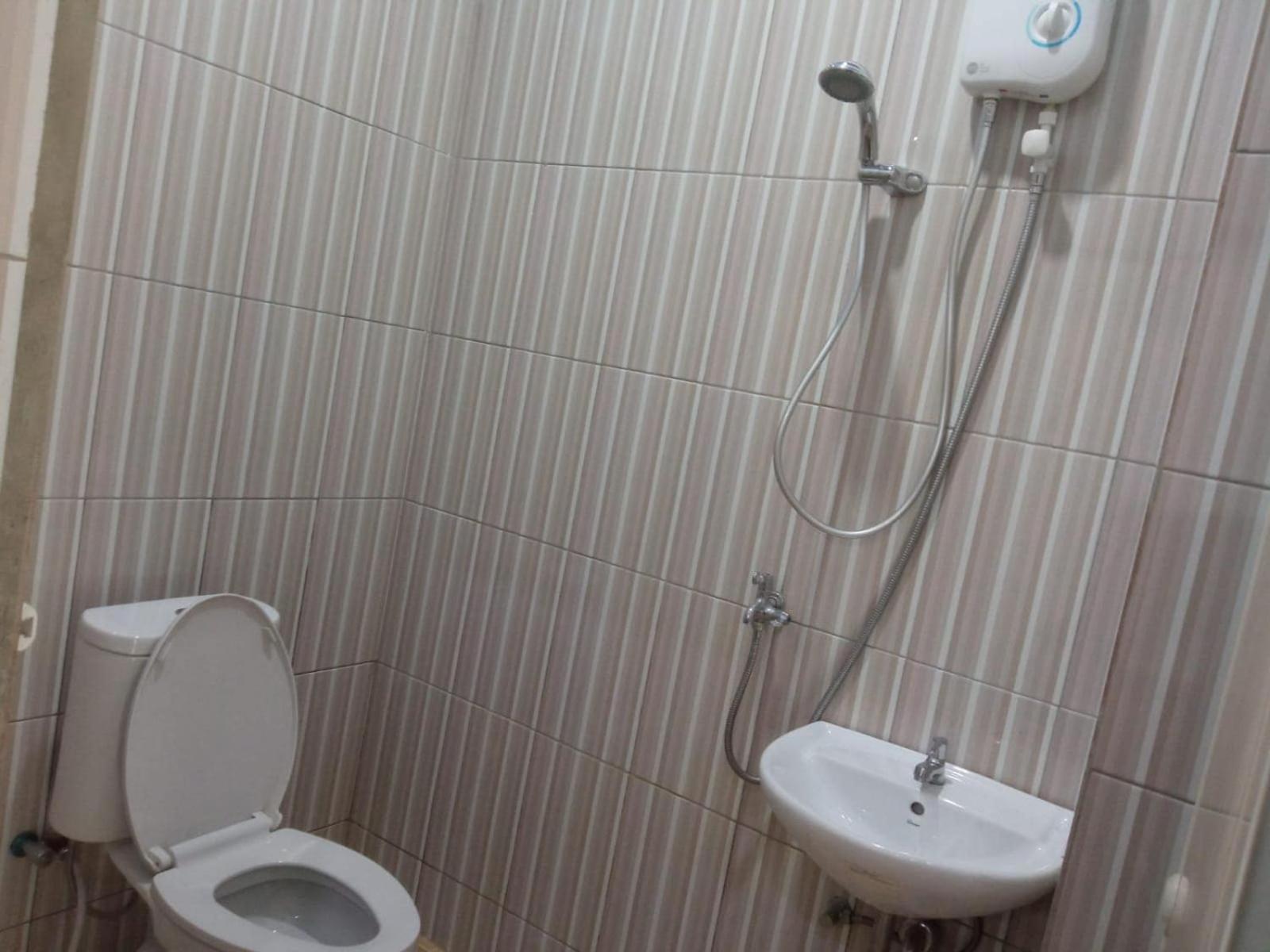 Standard Double Room - Photo 17