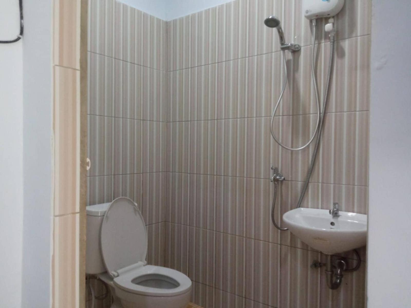 Standard Double Room - Photo 18