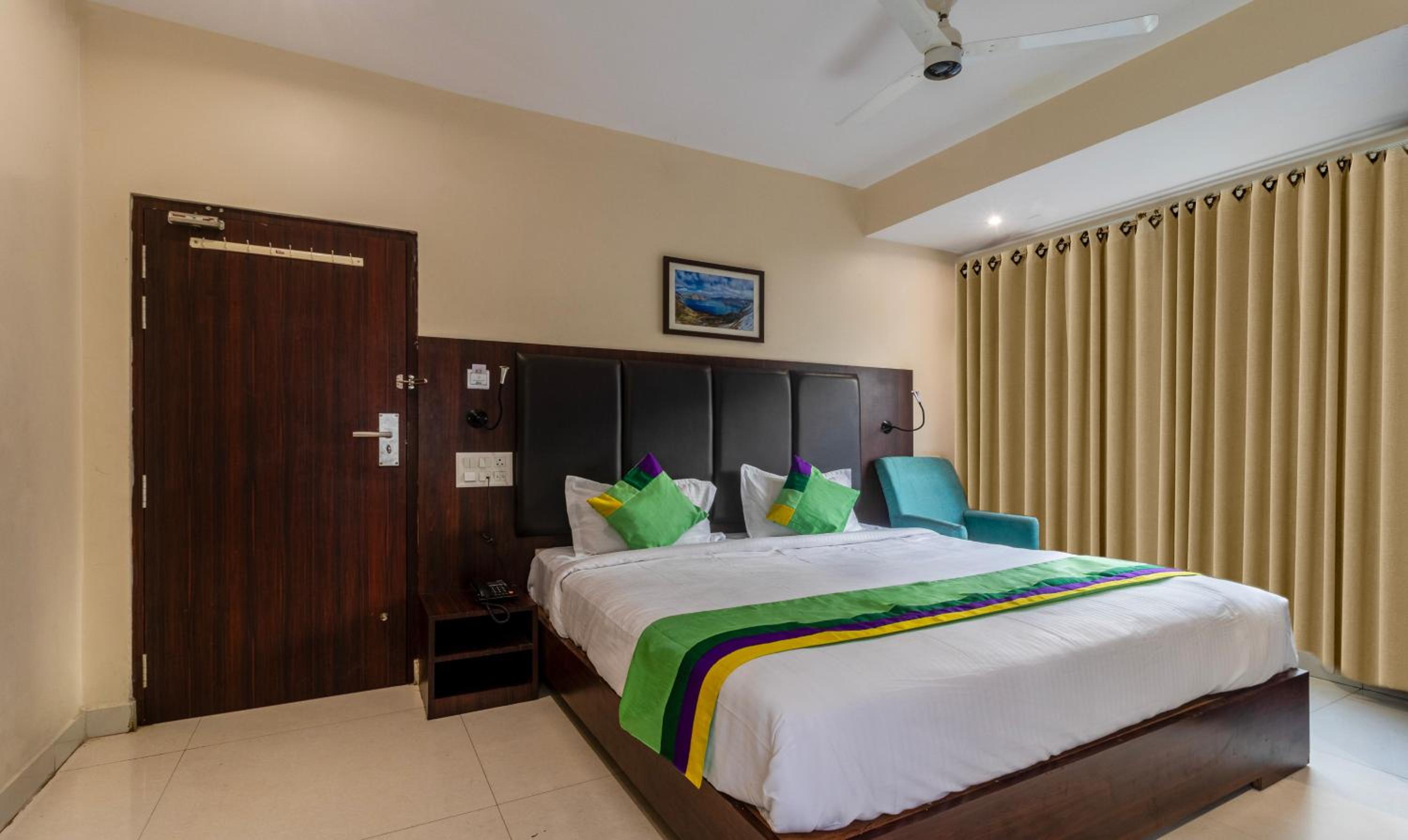 Standard Double Room - Photo 1