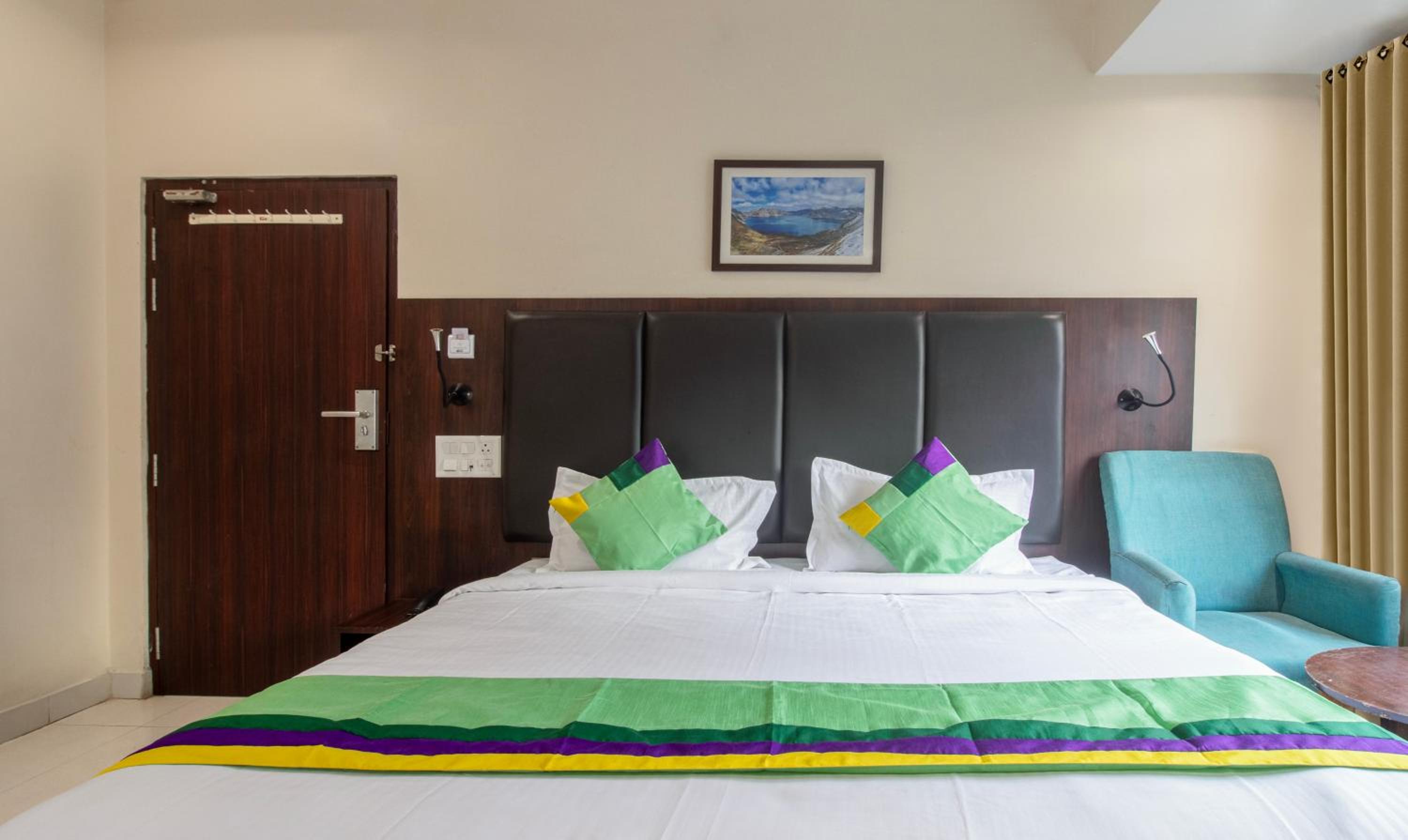 Standard Double Room - Photo 5