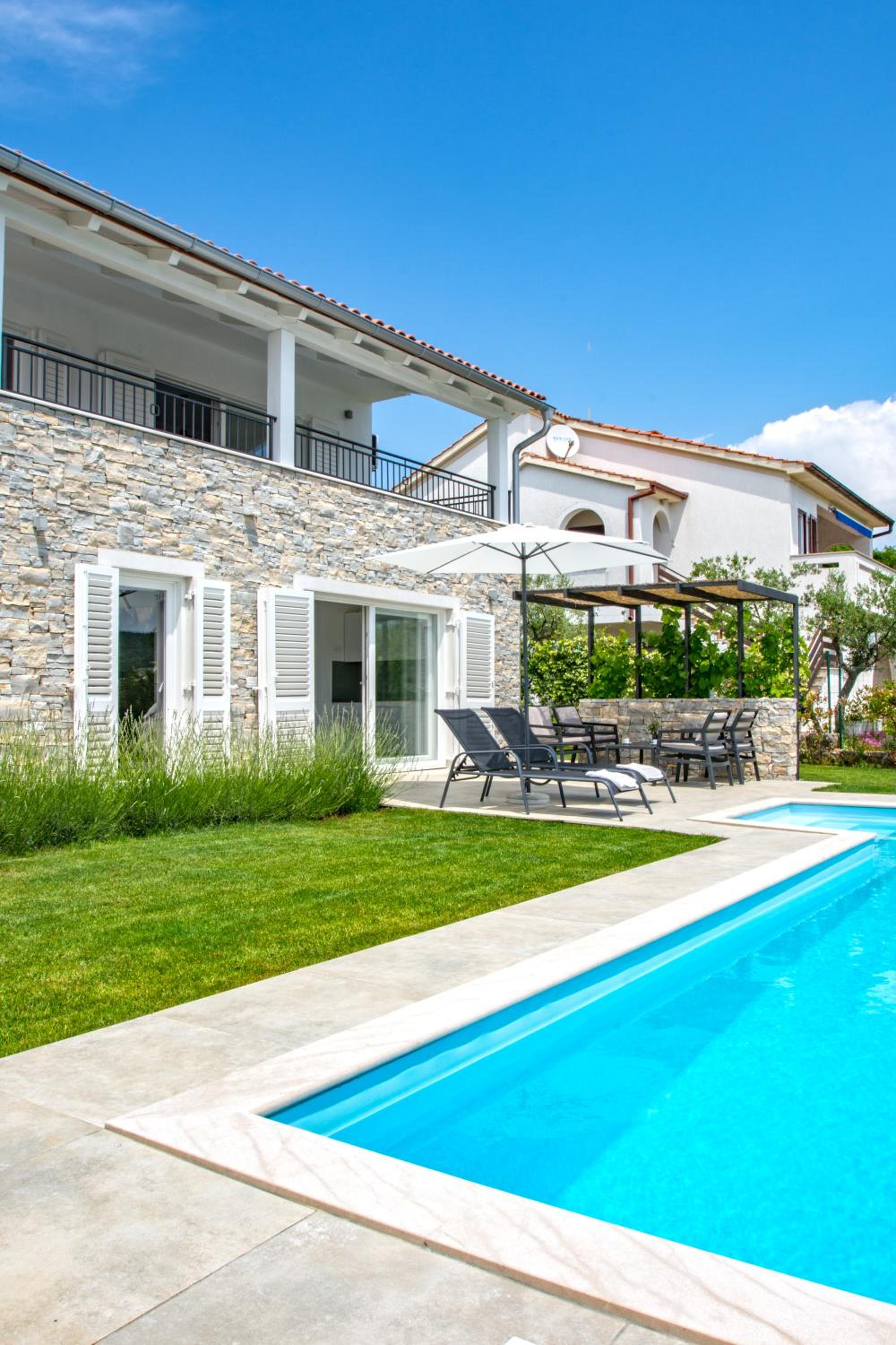 Villa with Sea View photo 3