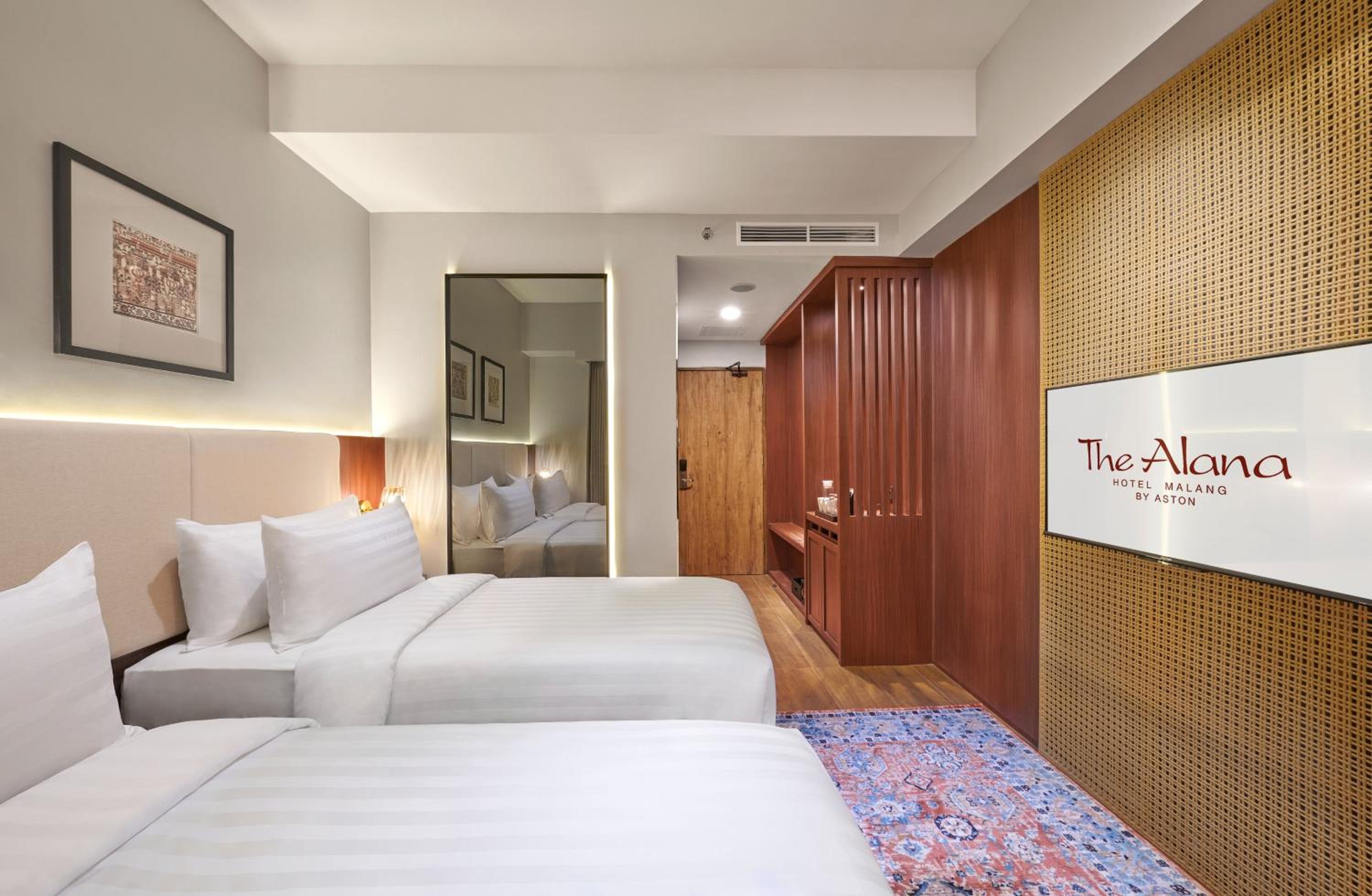 Deluxe Double or Twin Room
