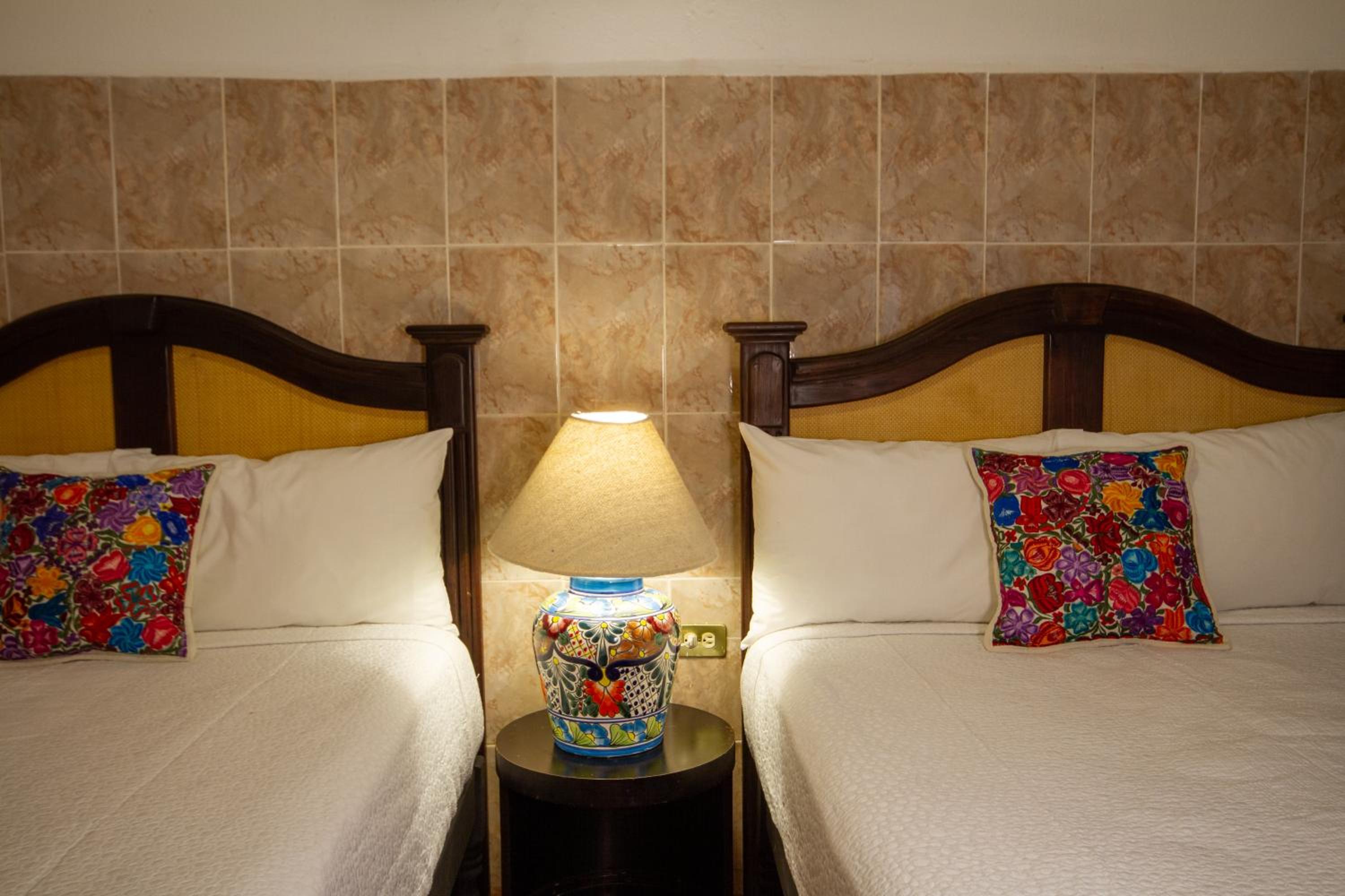 Superior Suite - Photo 8
