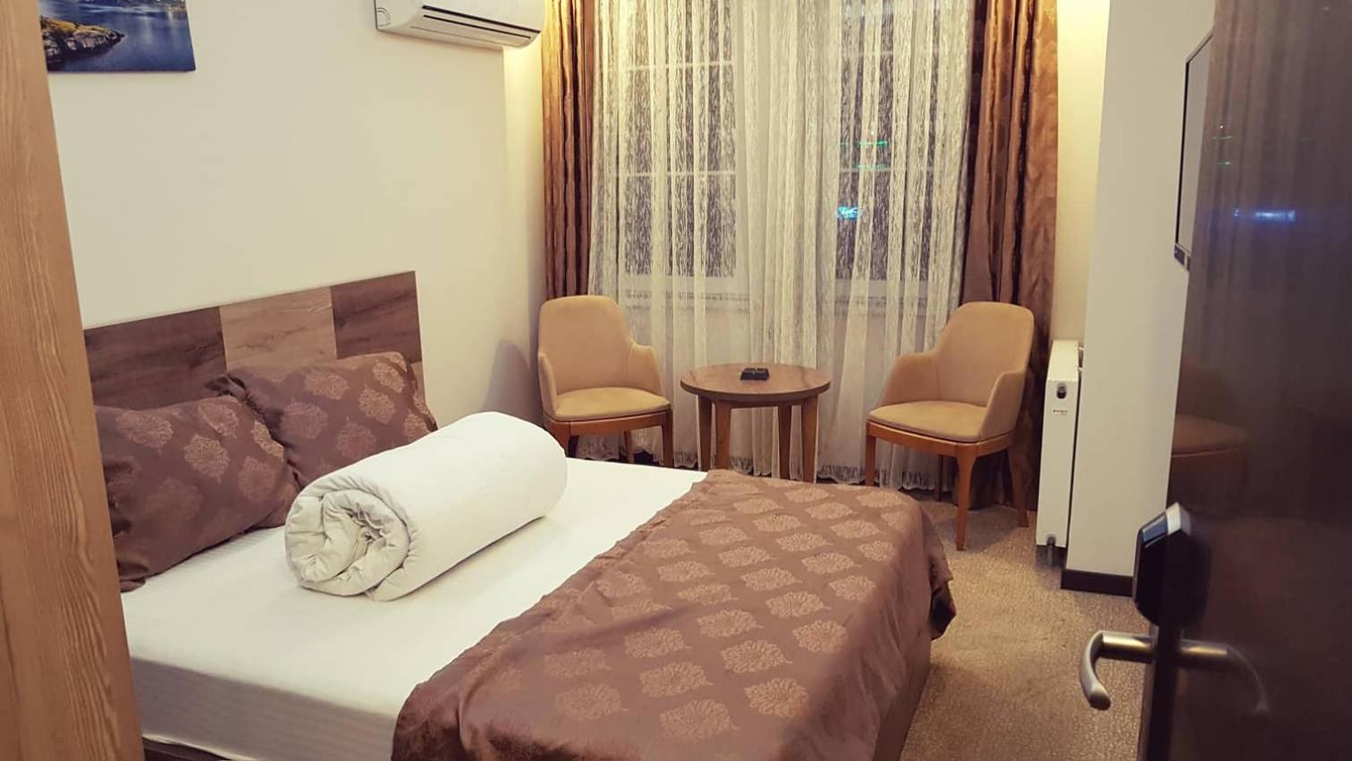 Large Single Room photo 3