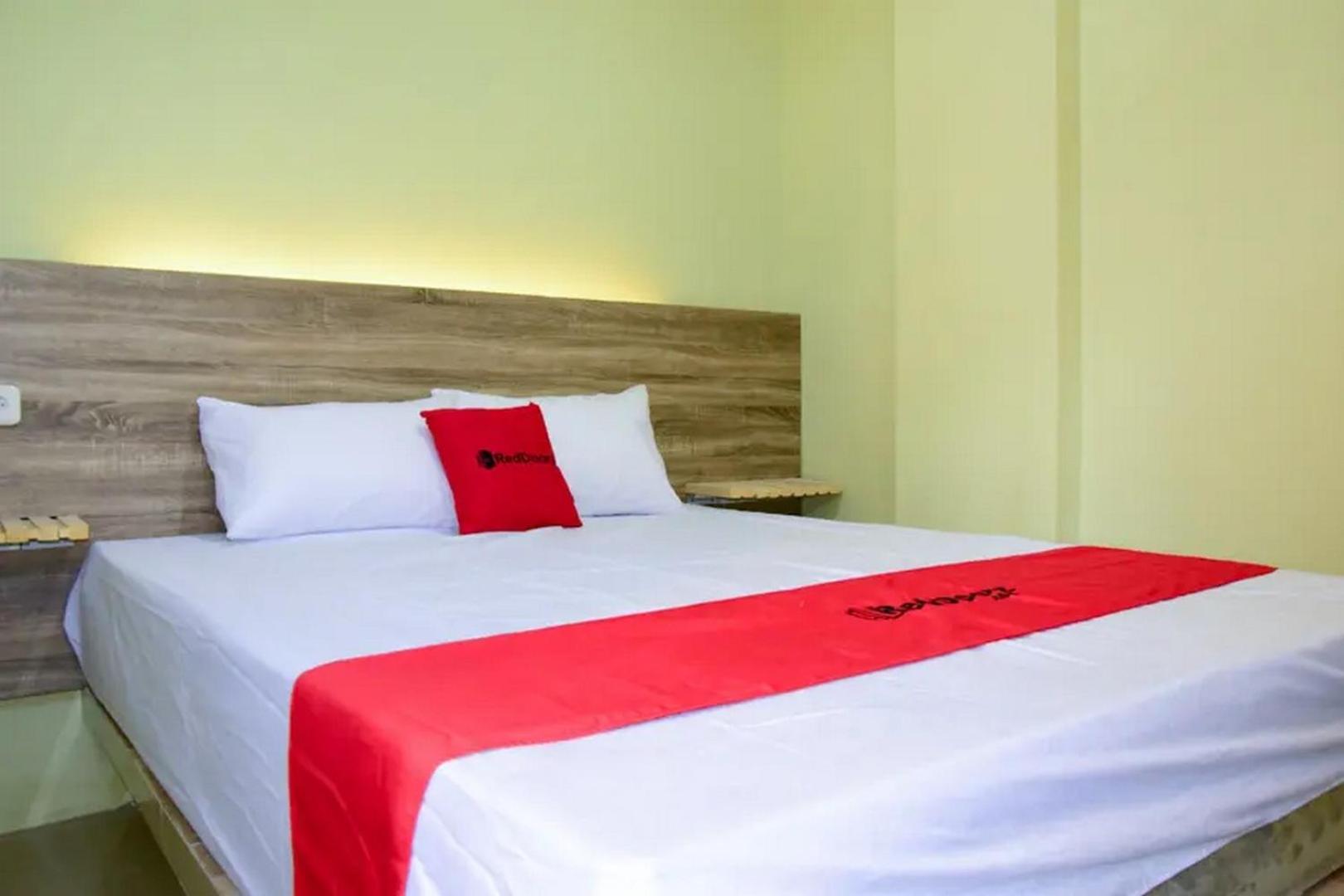 Standard Double Room - Photo 7