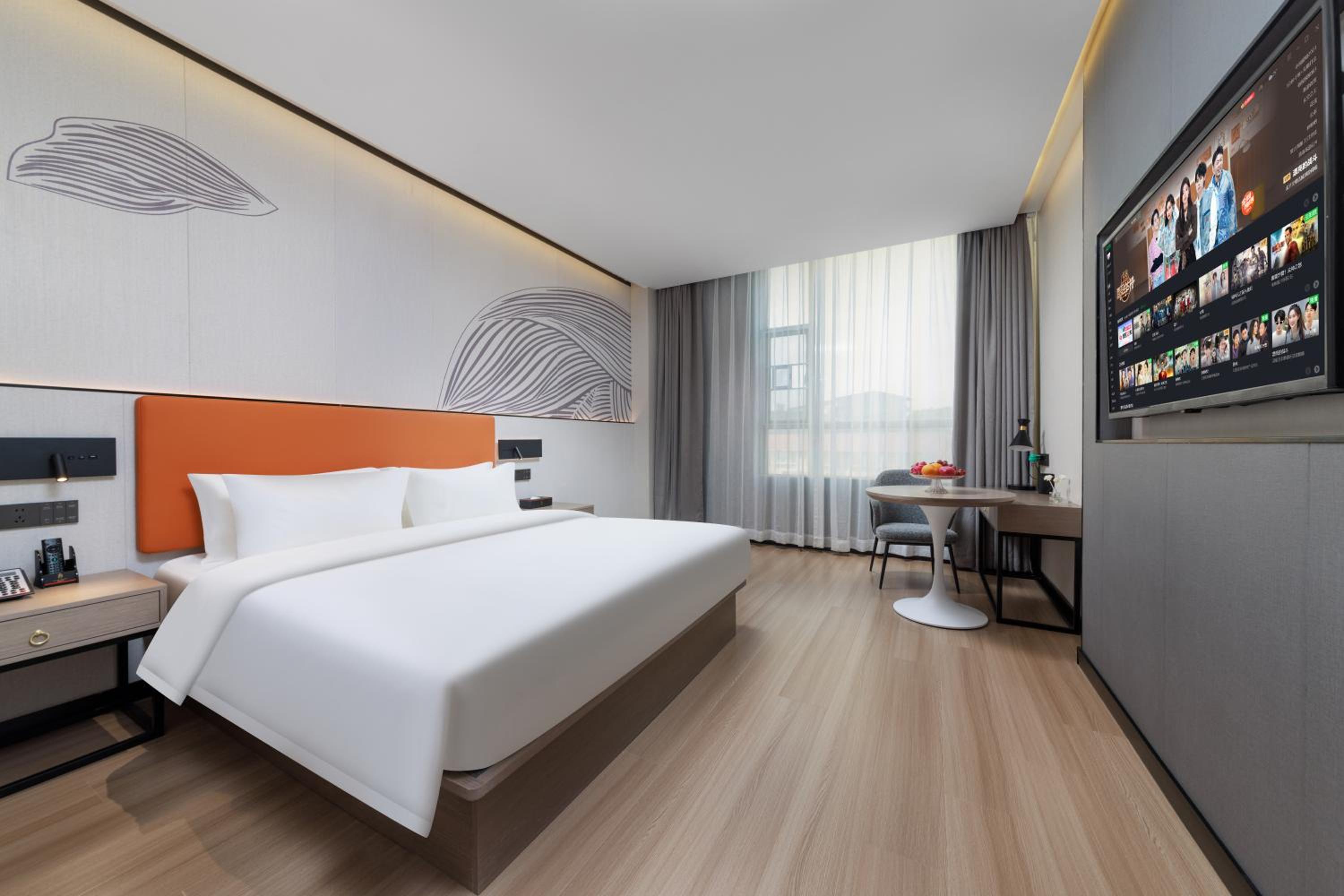 Comfort Queen Room