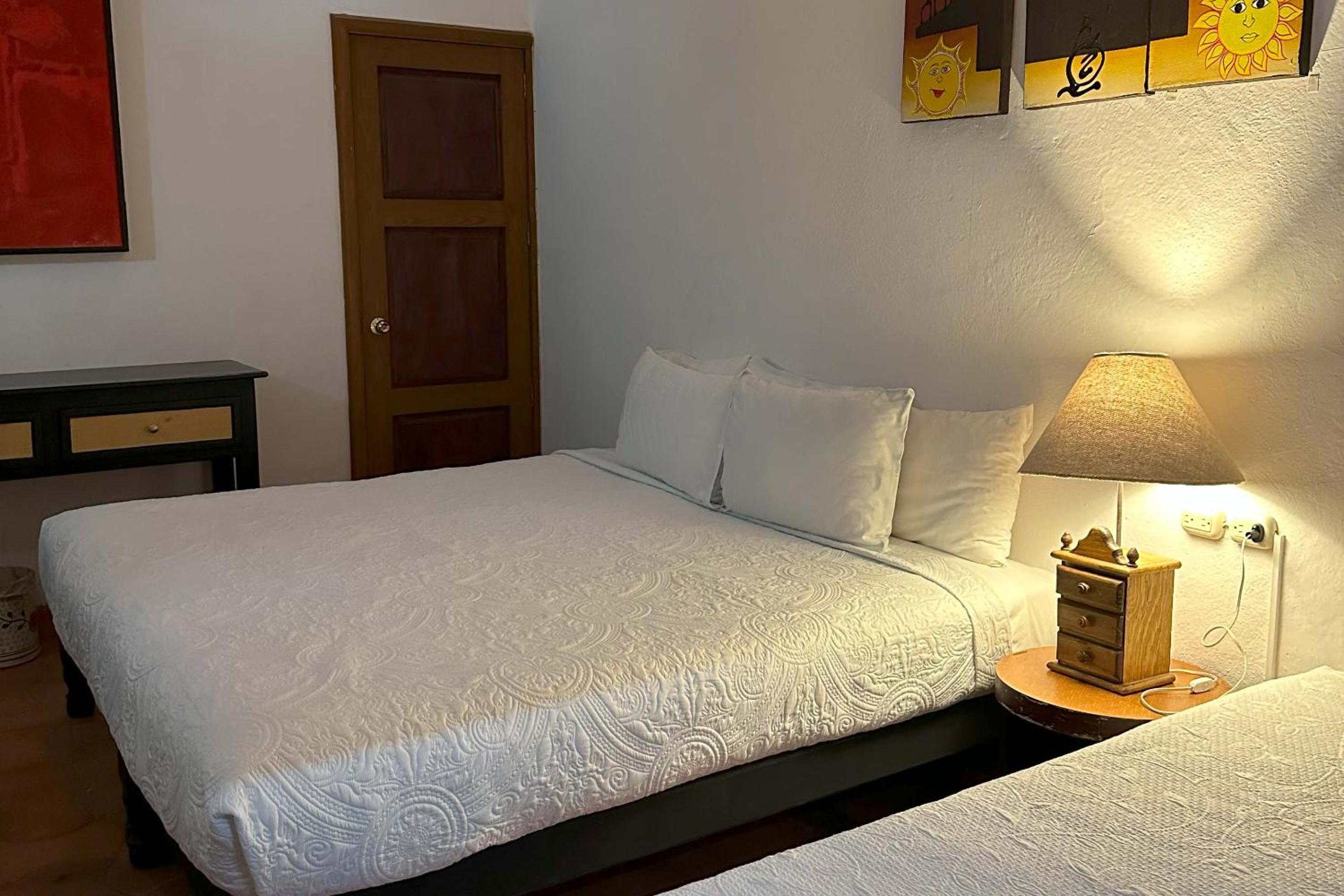 Deluxe Suite - Photo 1