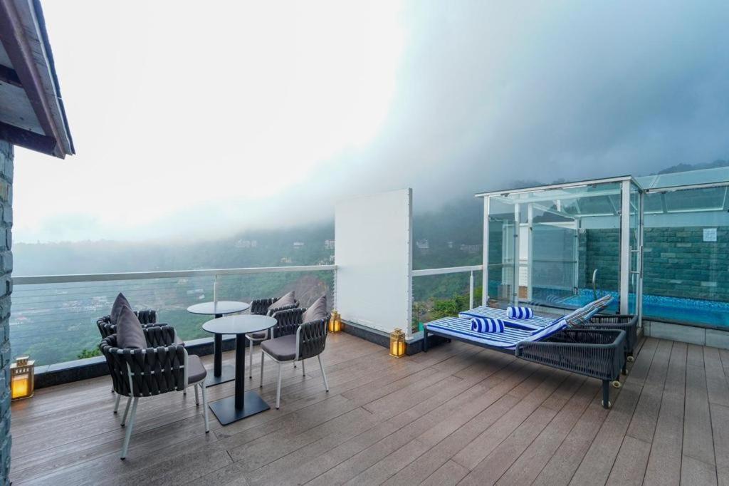 Penthouse Apartment photo 2