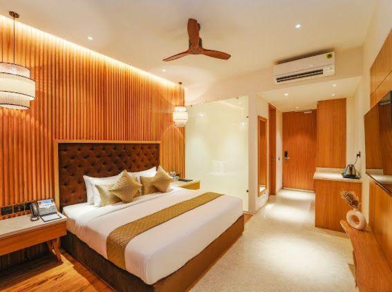 Suite with Private Pool photo 1