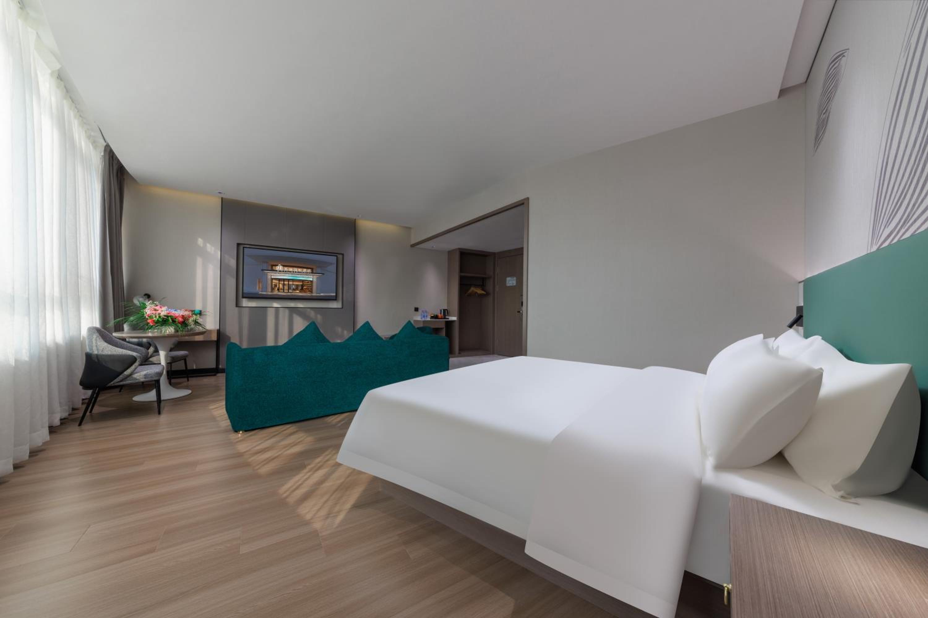 Executive Suite