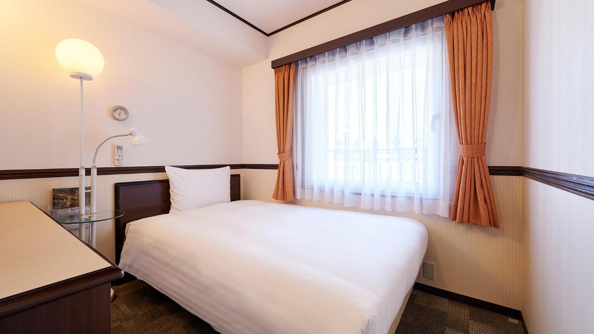 Economy Single Room - Smoking