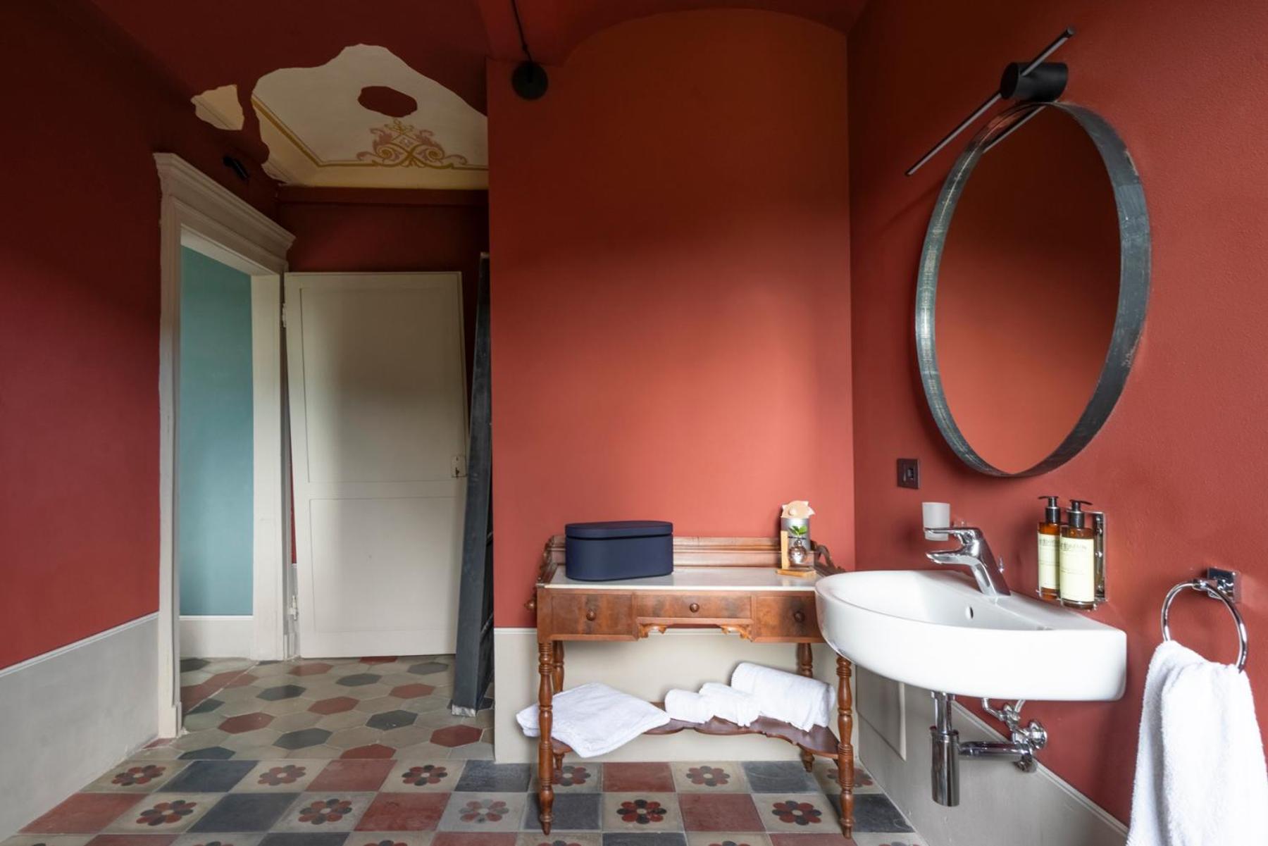 Suite with Garden View - Photo 9