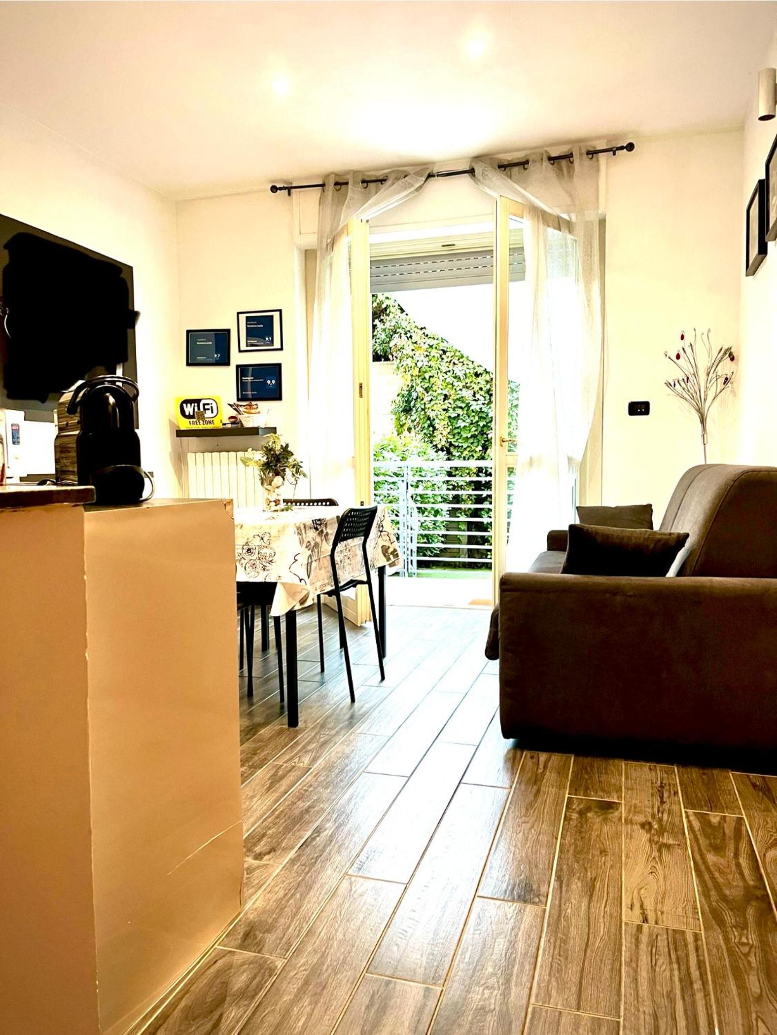 One-Bedroom Apartment