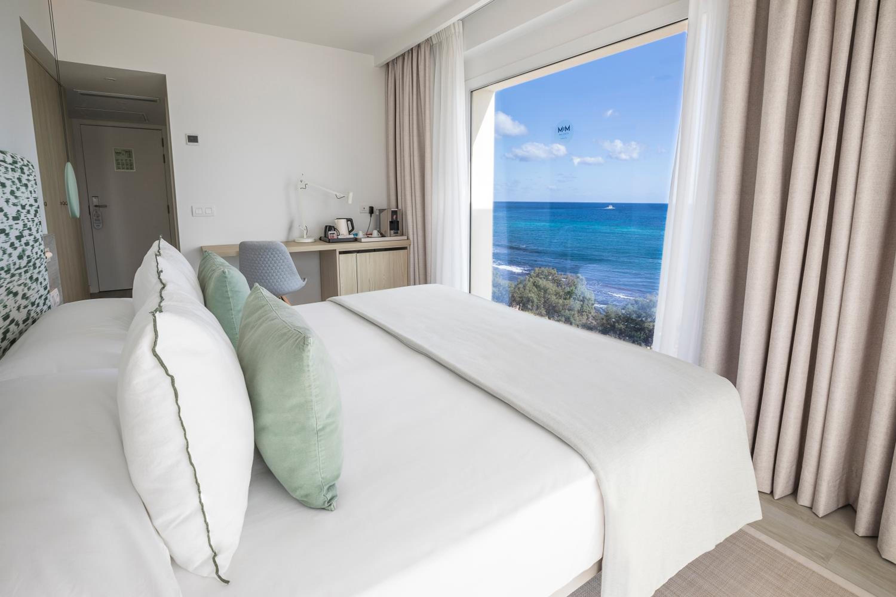 Double Or Twin Room With Sea View