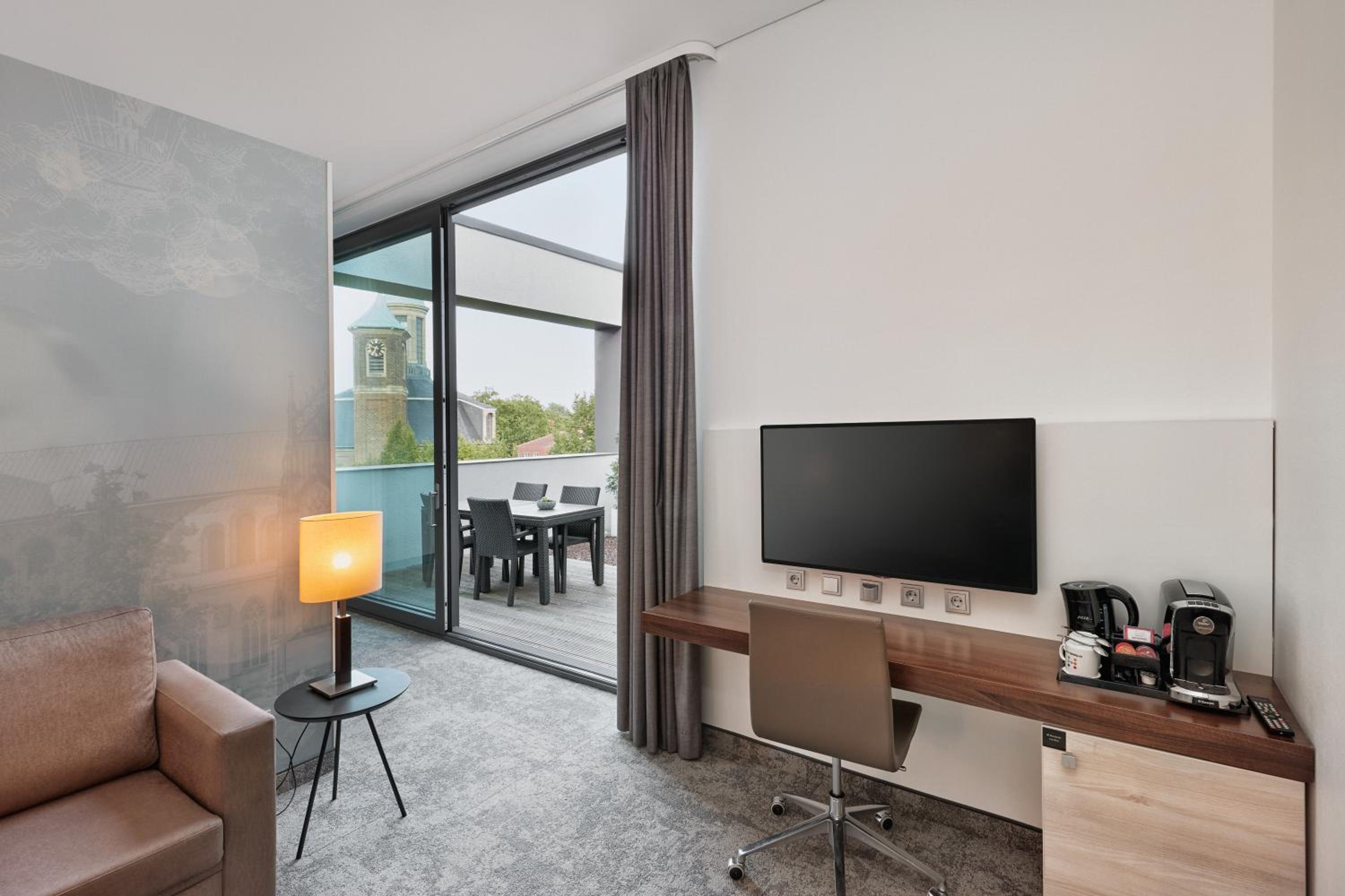 Suite - Photo 6