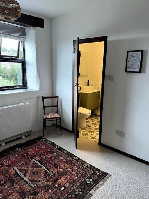 Three-Bedroom House photo 2