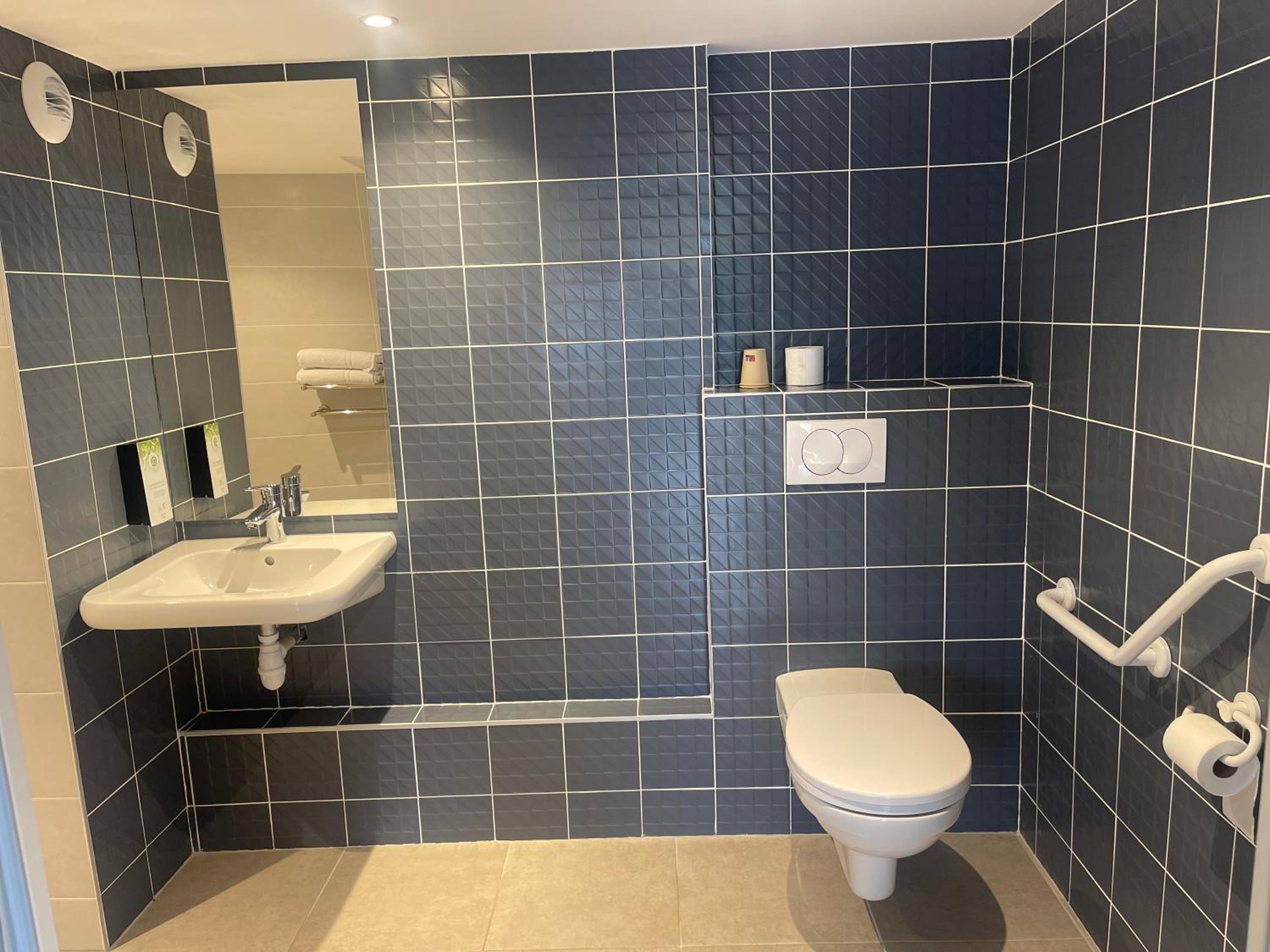 Single Room photo 3