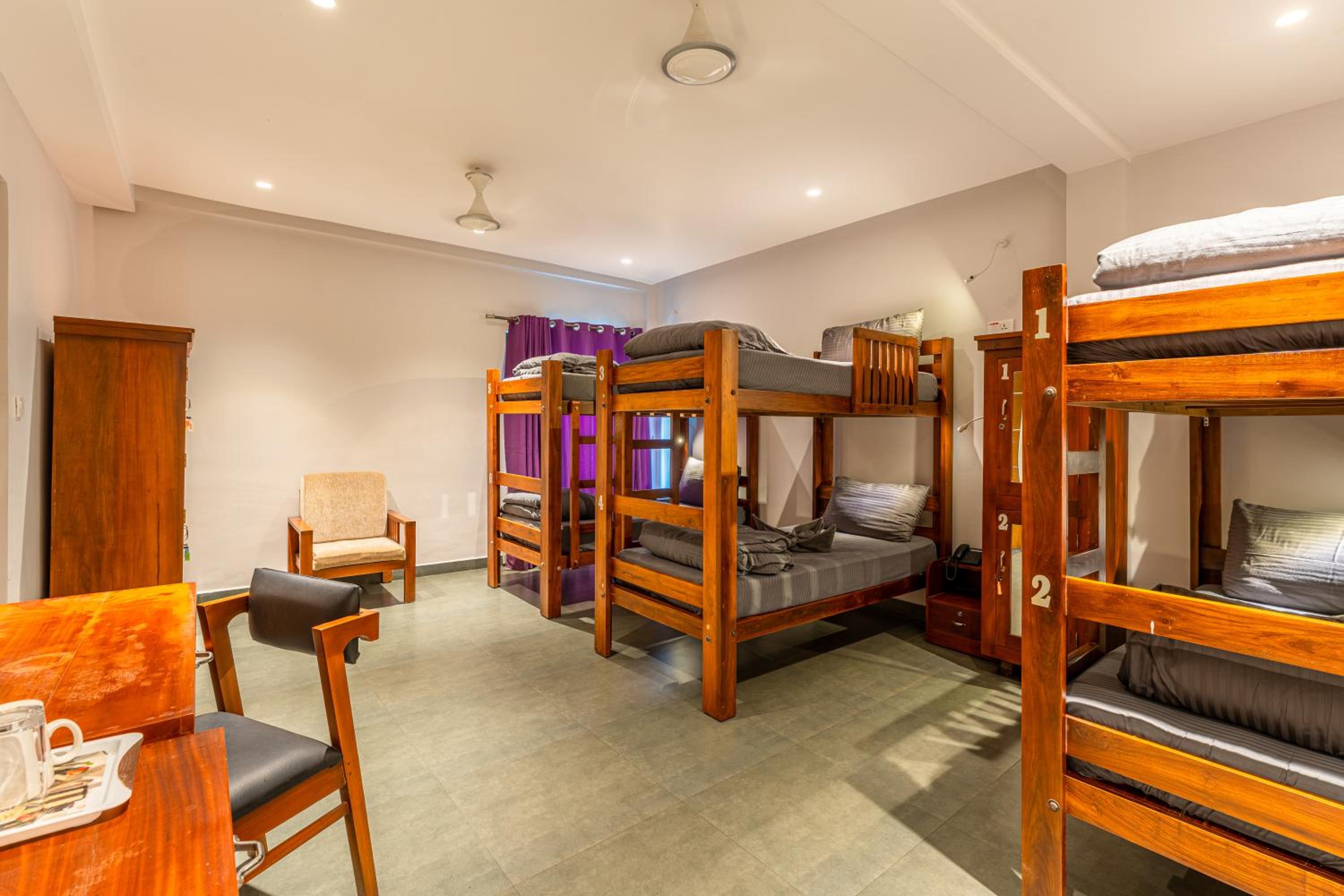 Bed in 6-Bed Mixed Dormitory Room