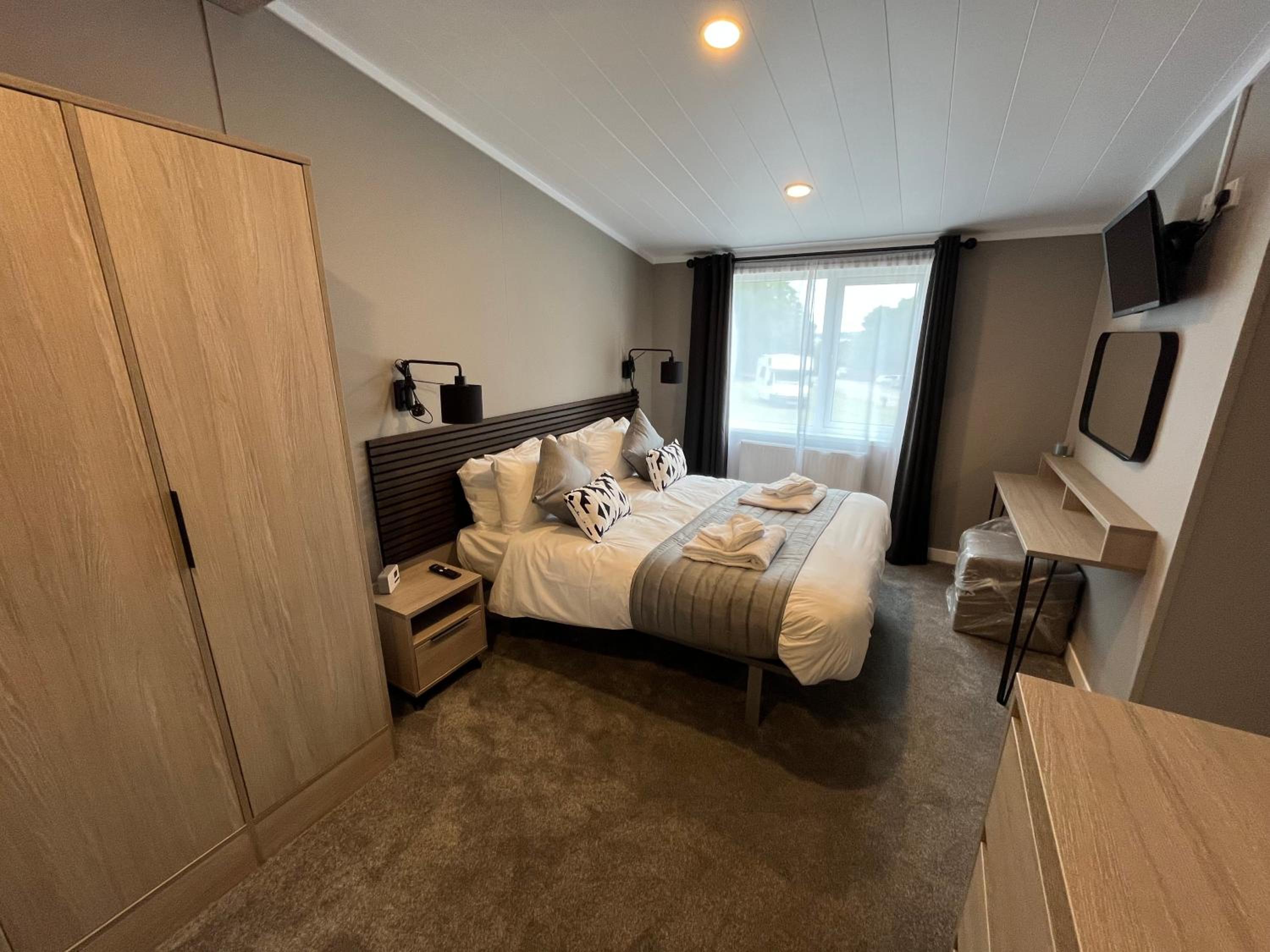 Three-Bedroom Vacation Home  photo 2