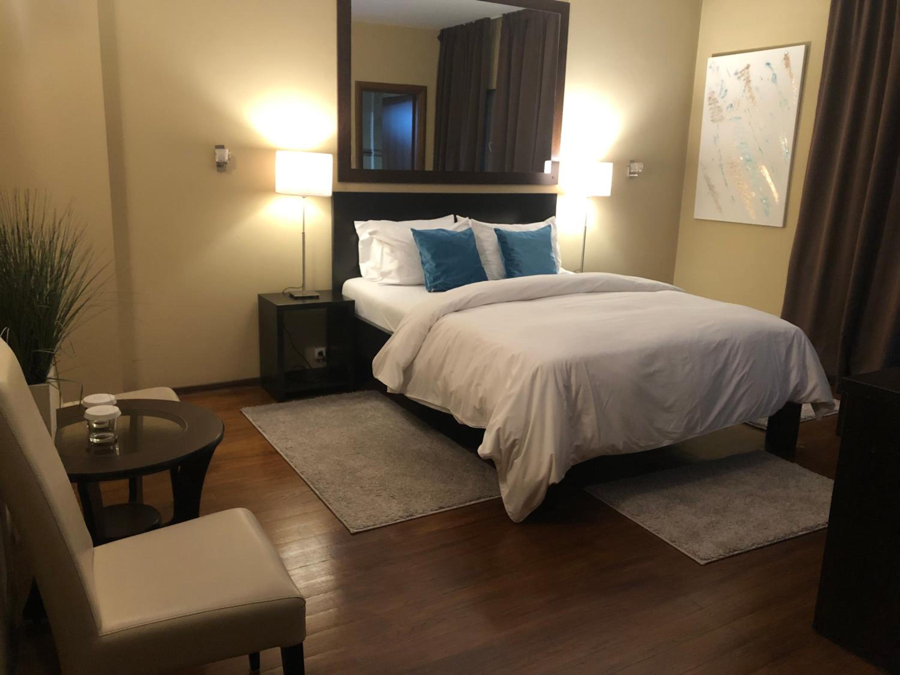 Deluxe Queen Room photo 2