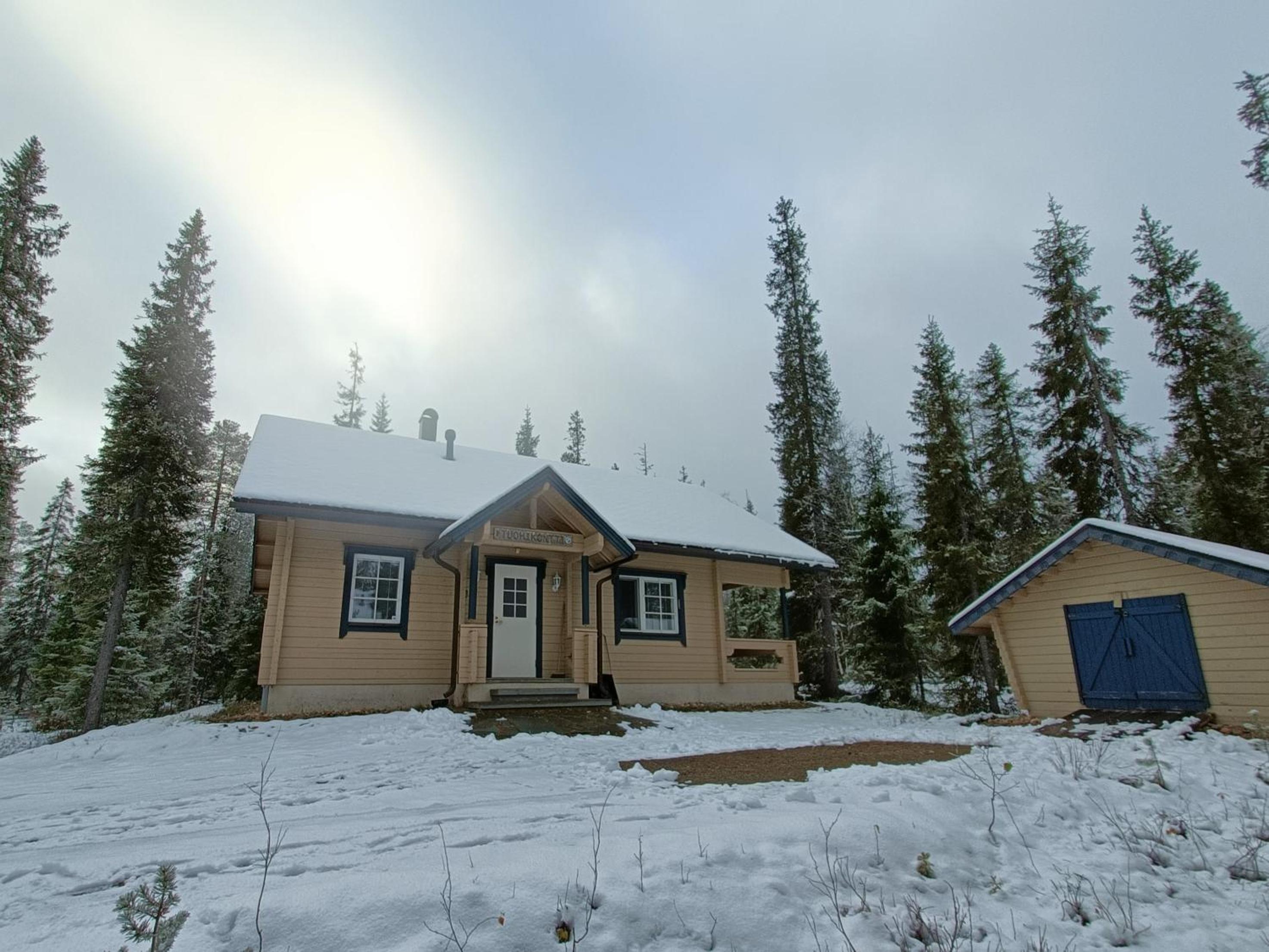 Two-Bedroom House with Sauna photo 2