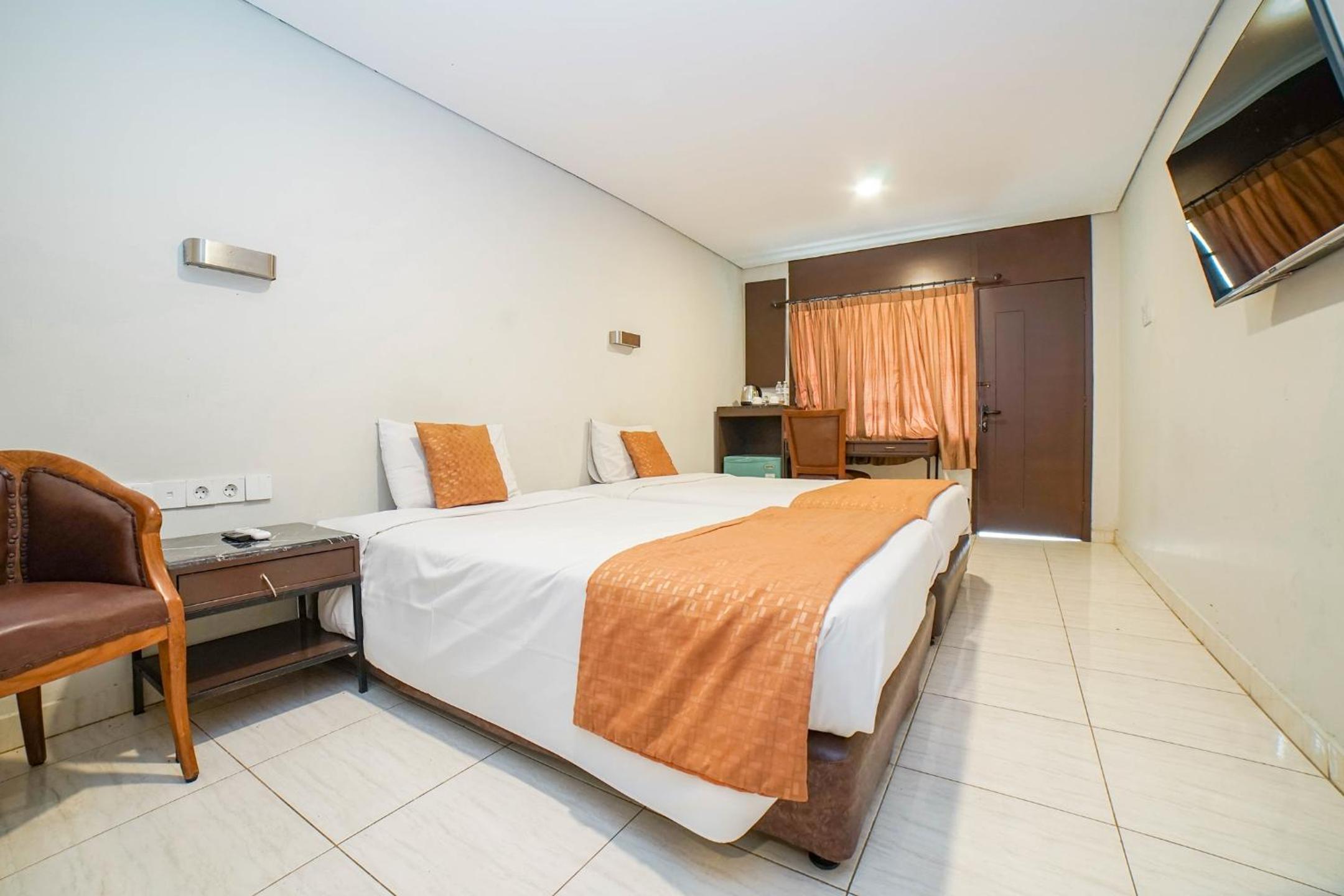 Deluxe Twin Room - Photo 6