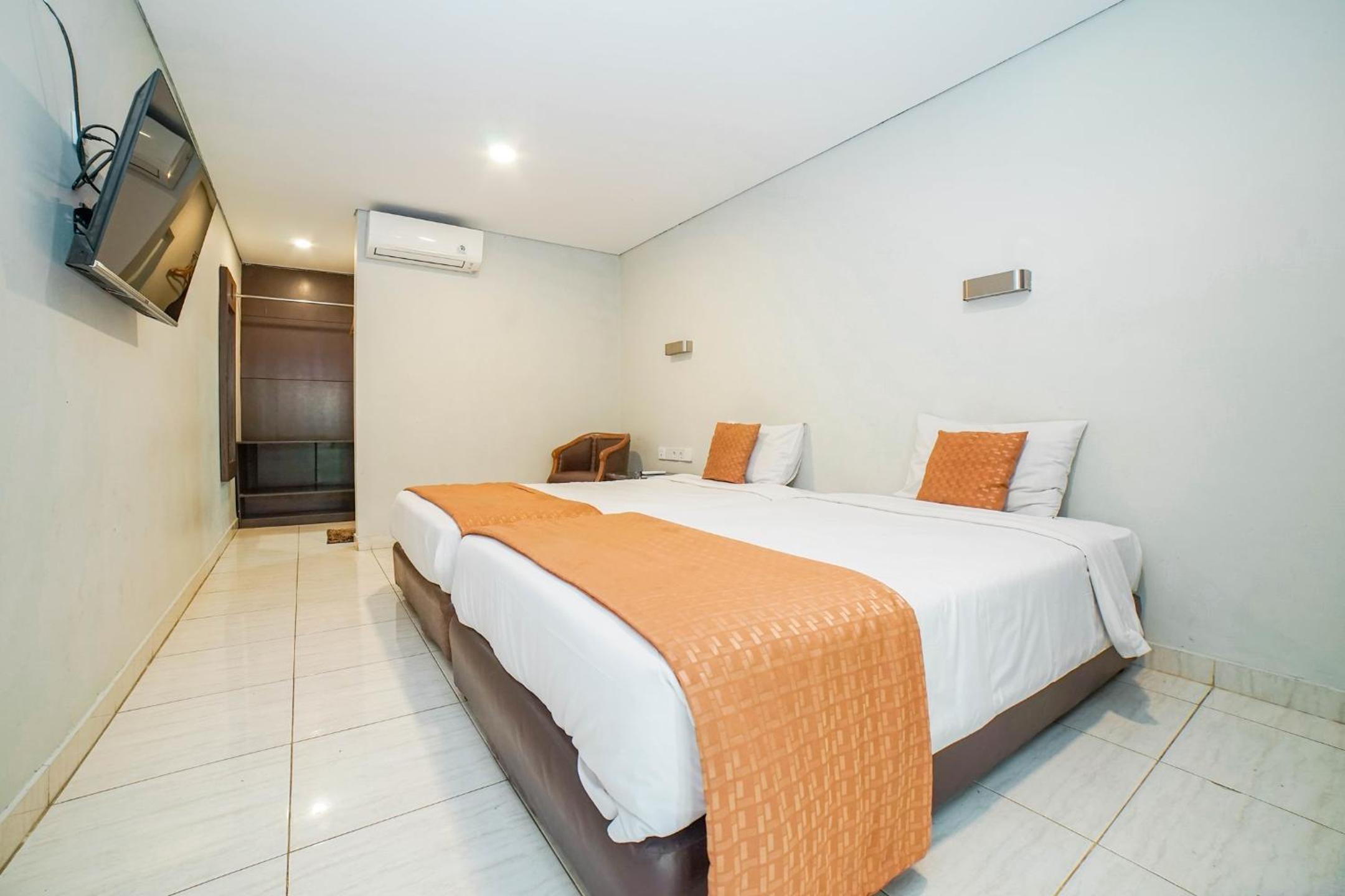 Deluxe Twin Room - Photo 1