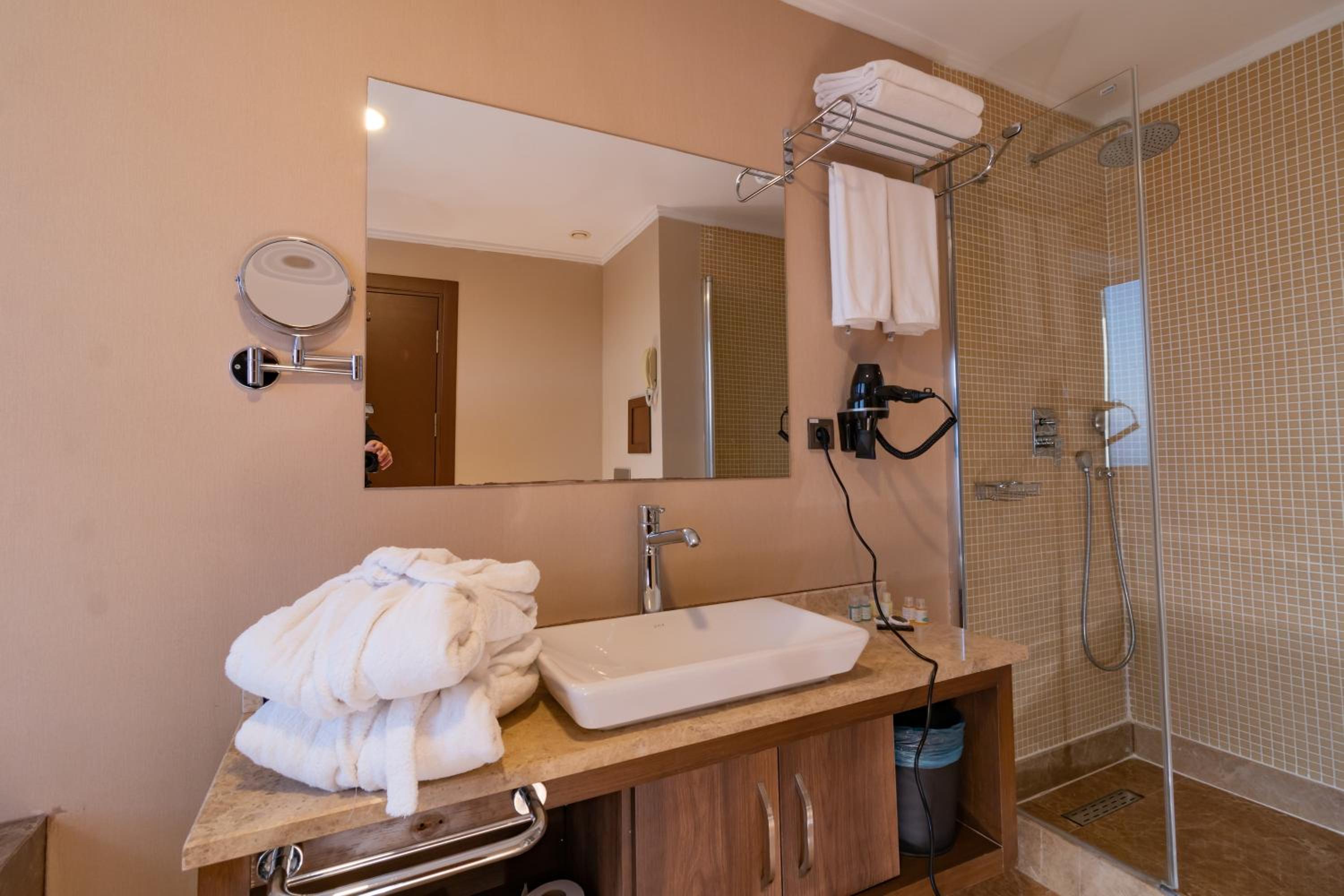 Standard Double Room with Mountain View photo 3