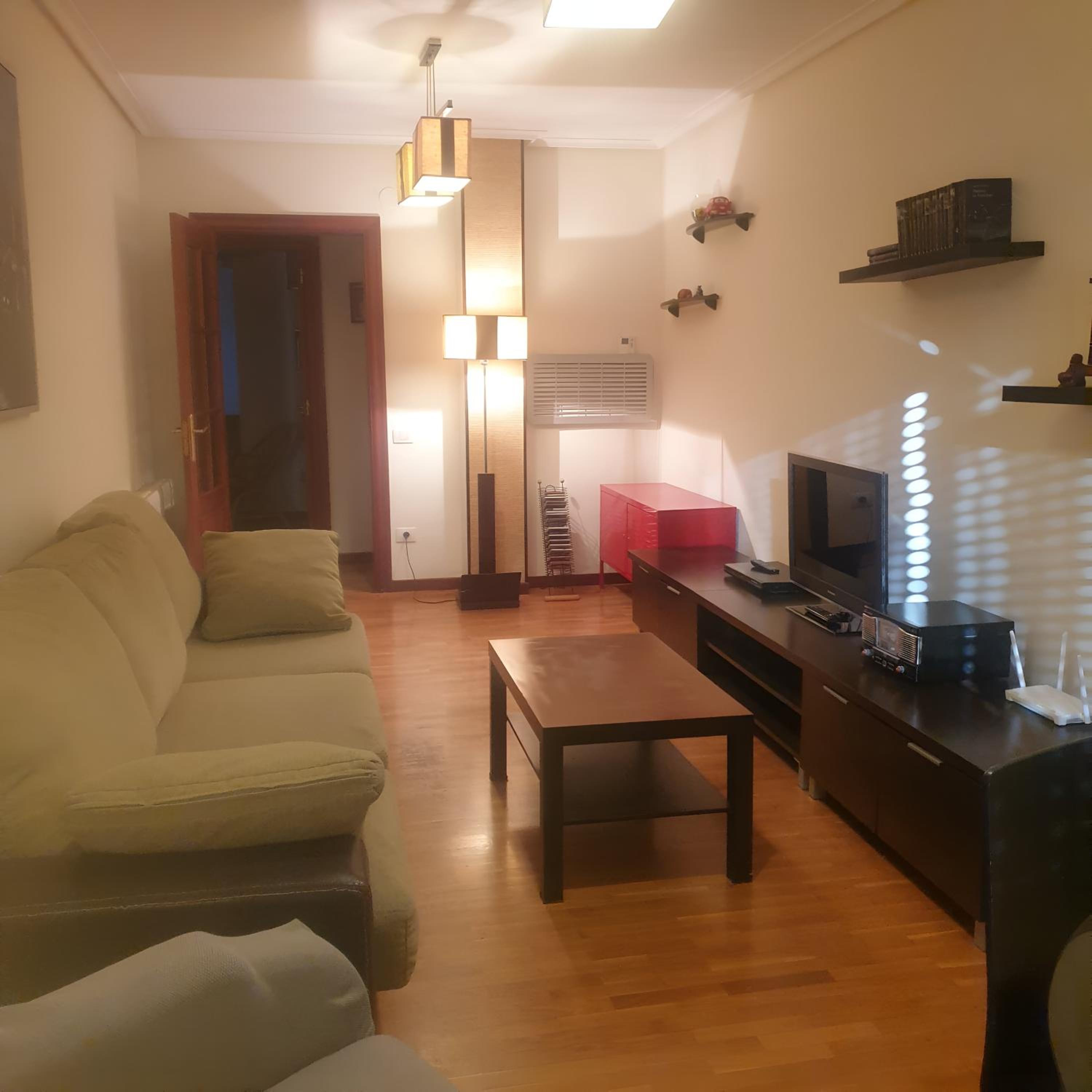 Three-Bedroom Apartment photo 2