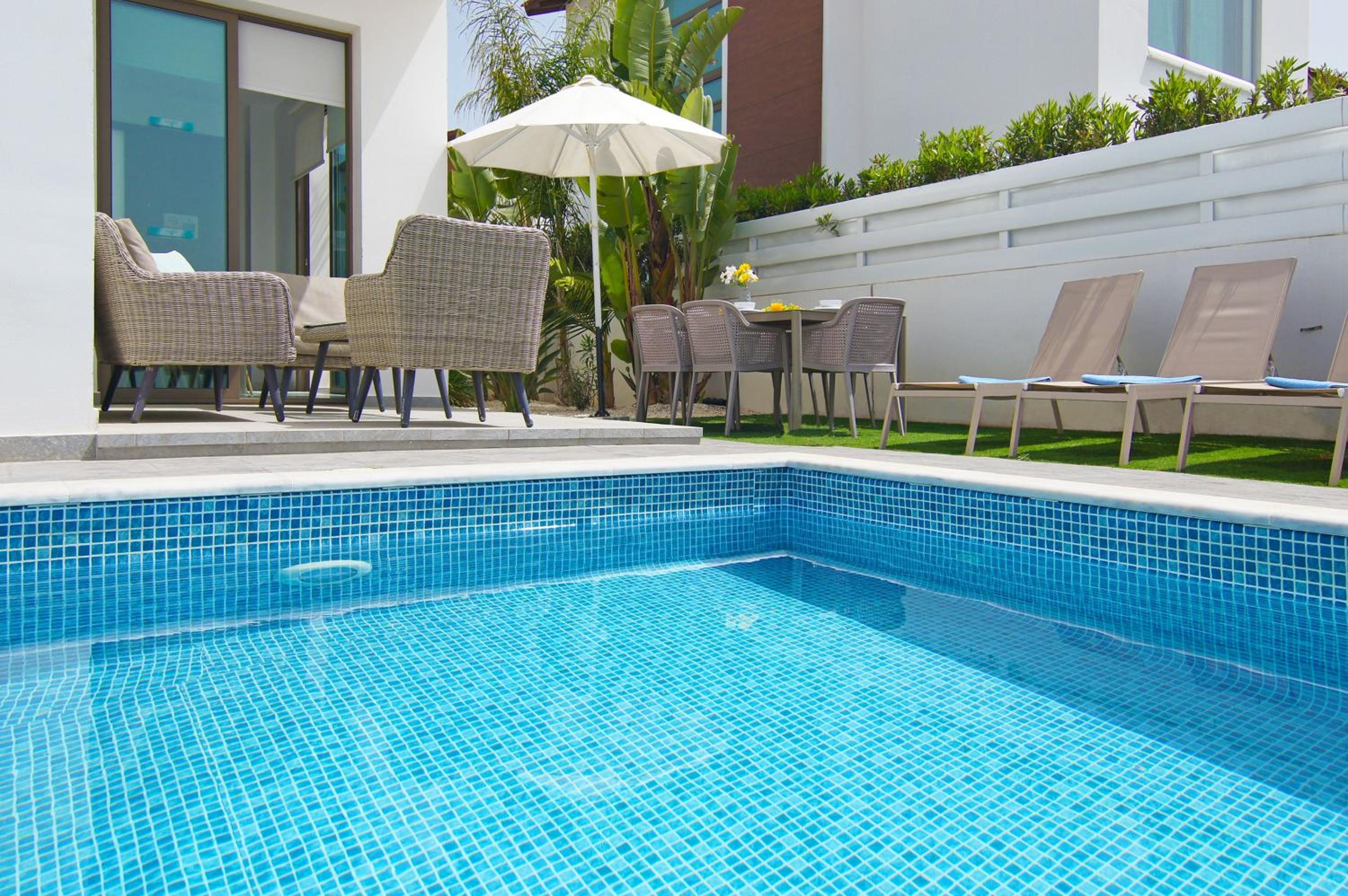 Villa photo 3