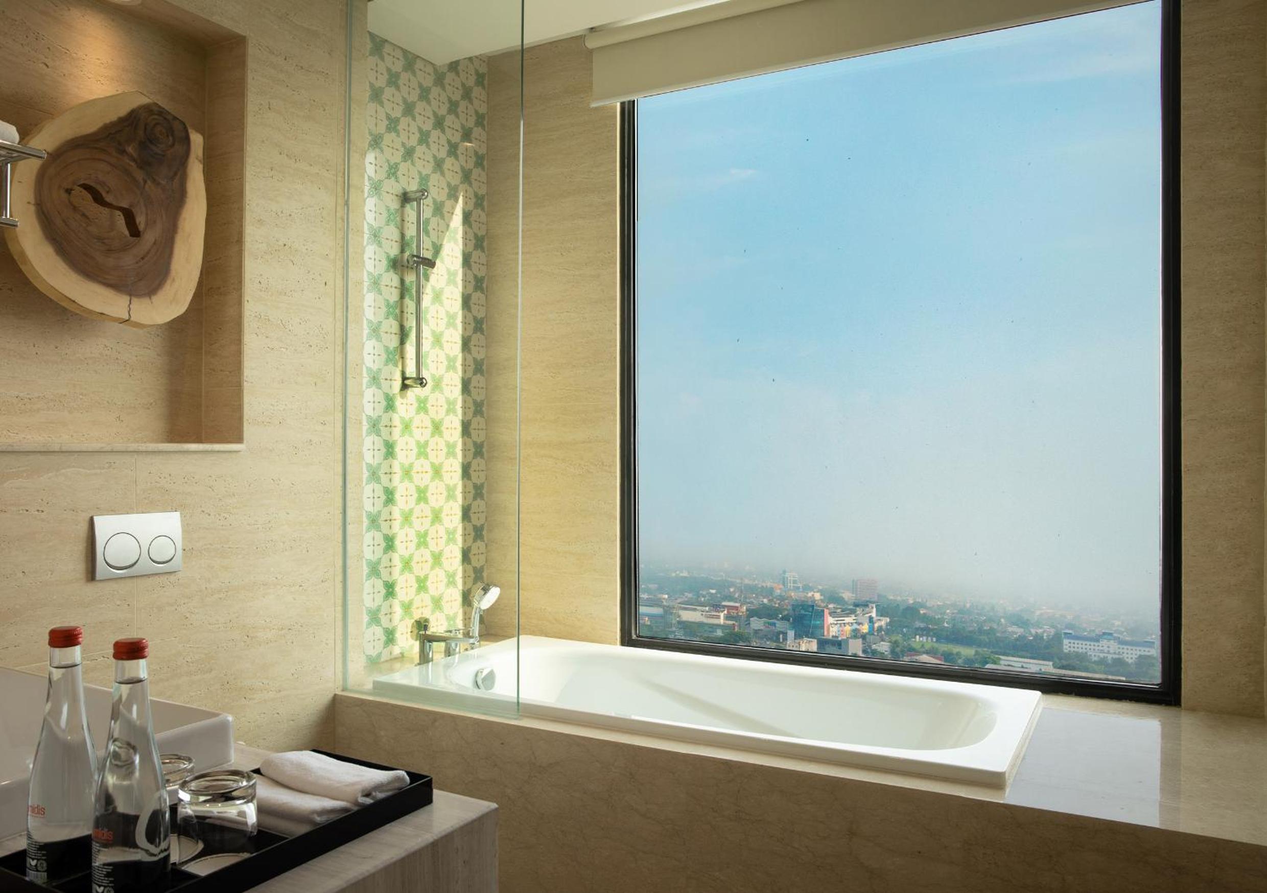 Sunrise Suite - Photo 5